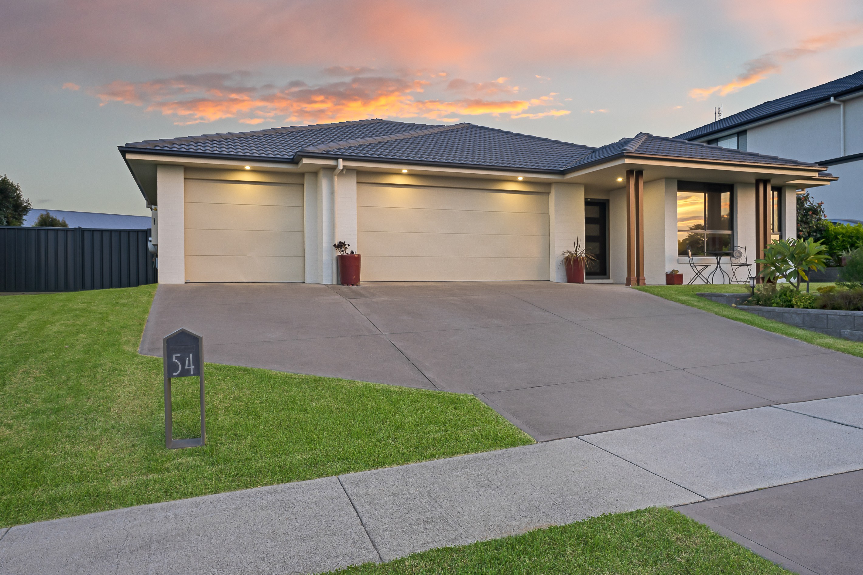 54 Laurie Drive, Raworth, NSW 2321