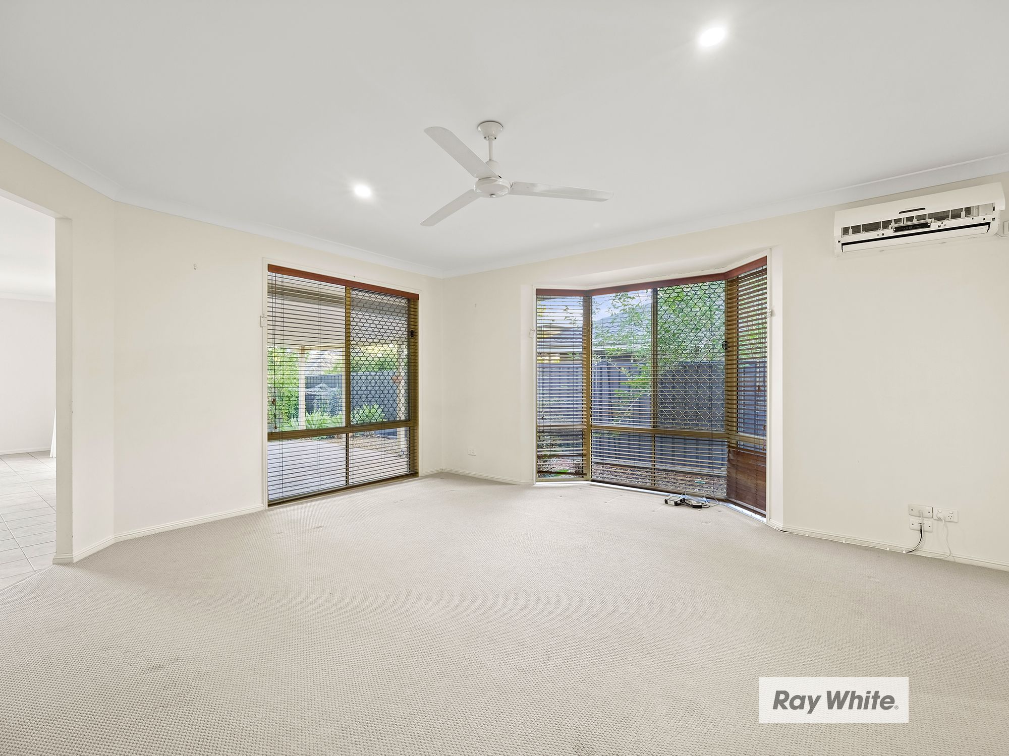 5 McKenzie Place, Forest Lake, QLD 4078