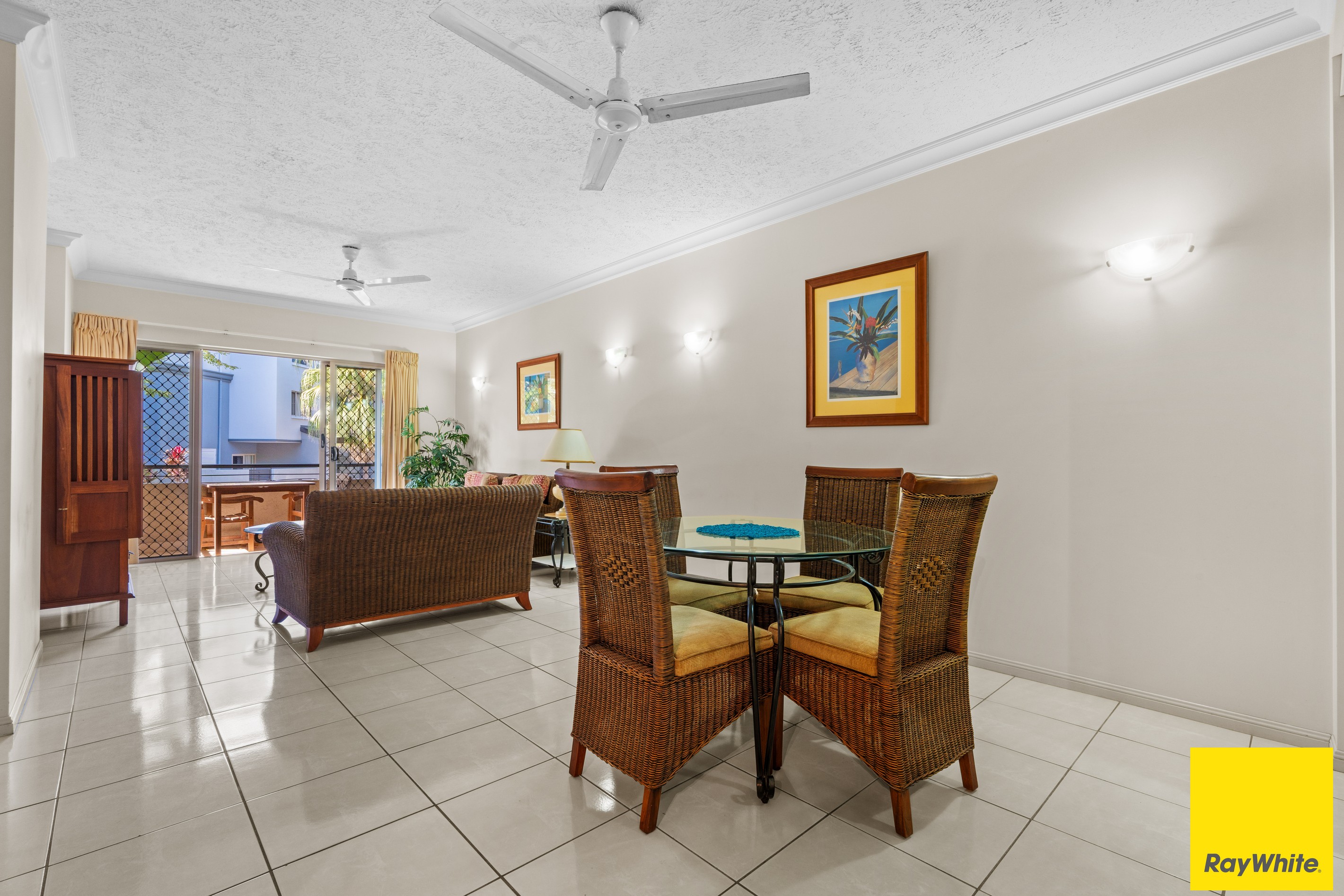 1704/2-10 Greenslopes Street, Cairns North, QLD 4870