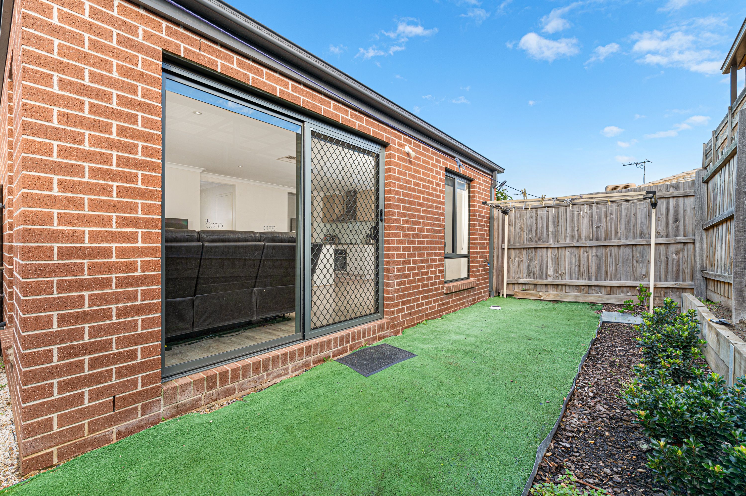 3 Stilford Street — photo 10 of 12