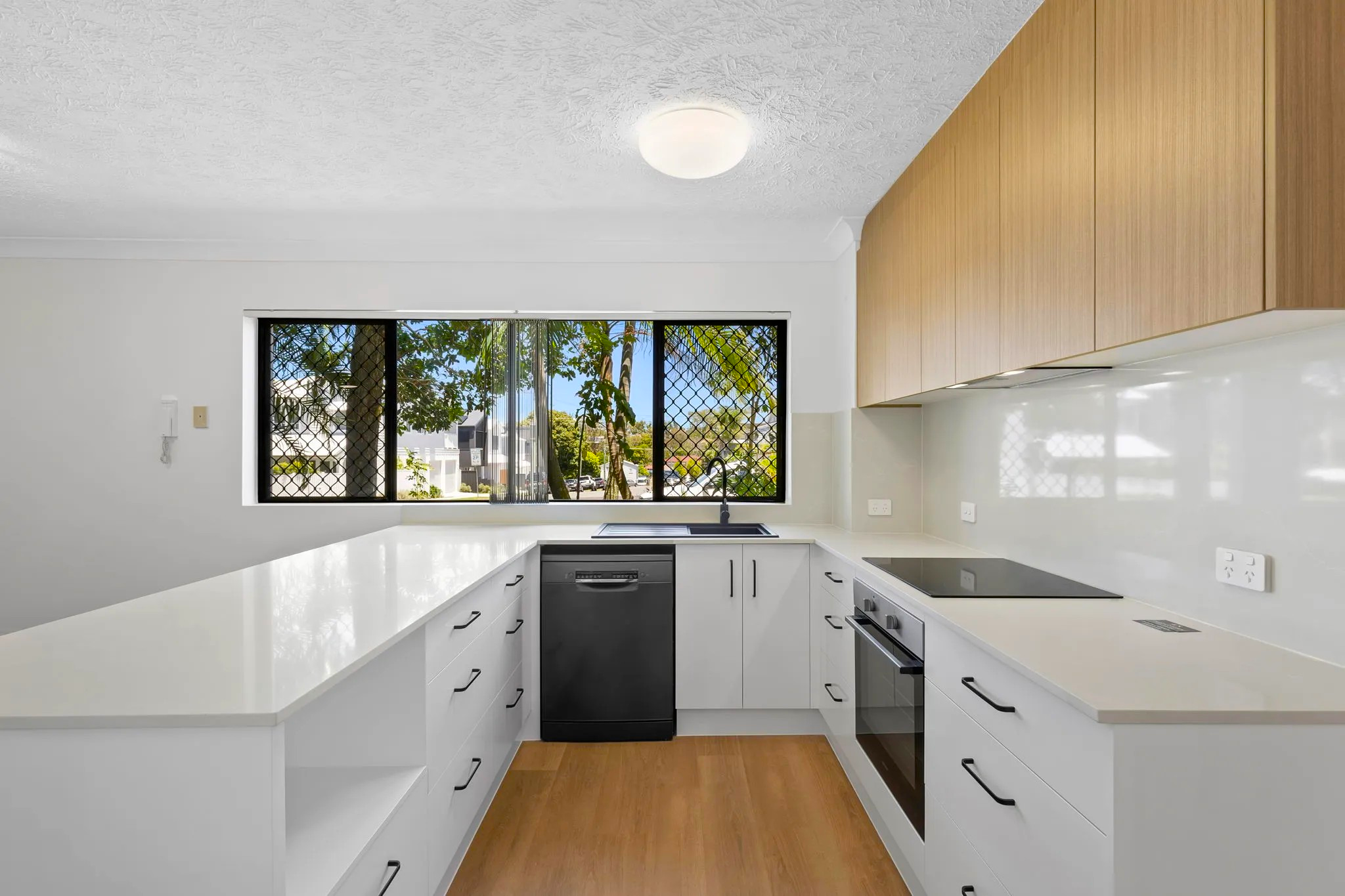 1/84-86 High Street, Southport, QLD 4215