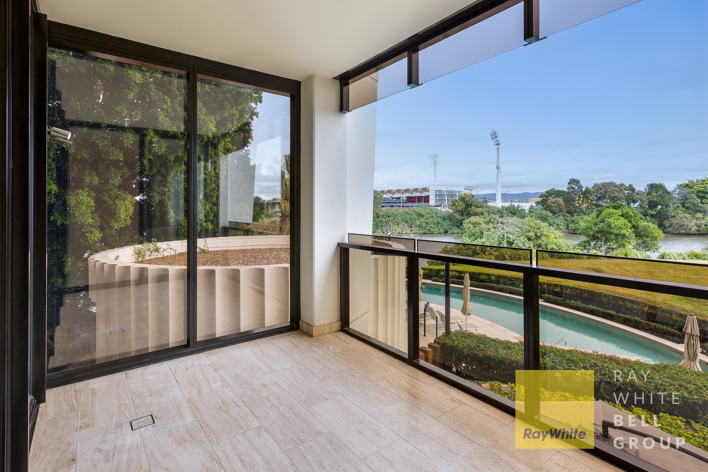 205W/1 Marina Drive, Benowa, QLD 4217