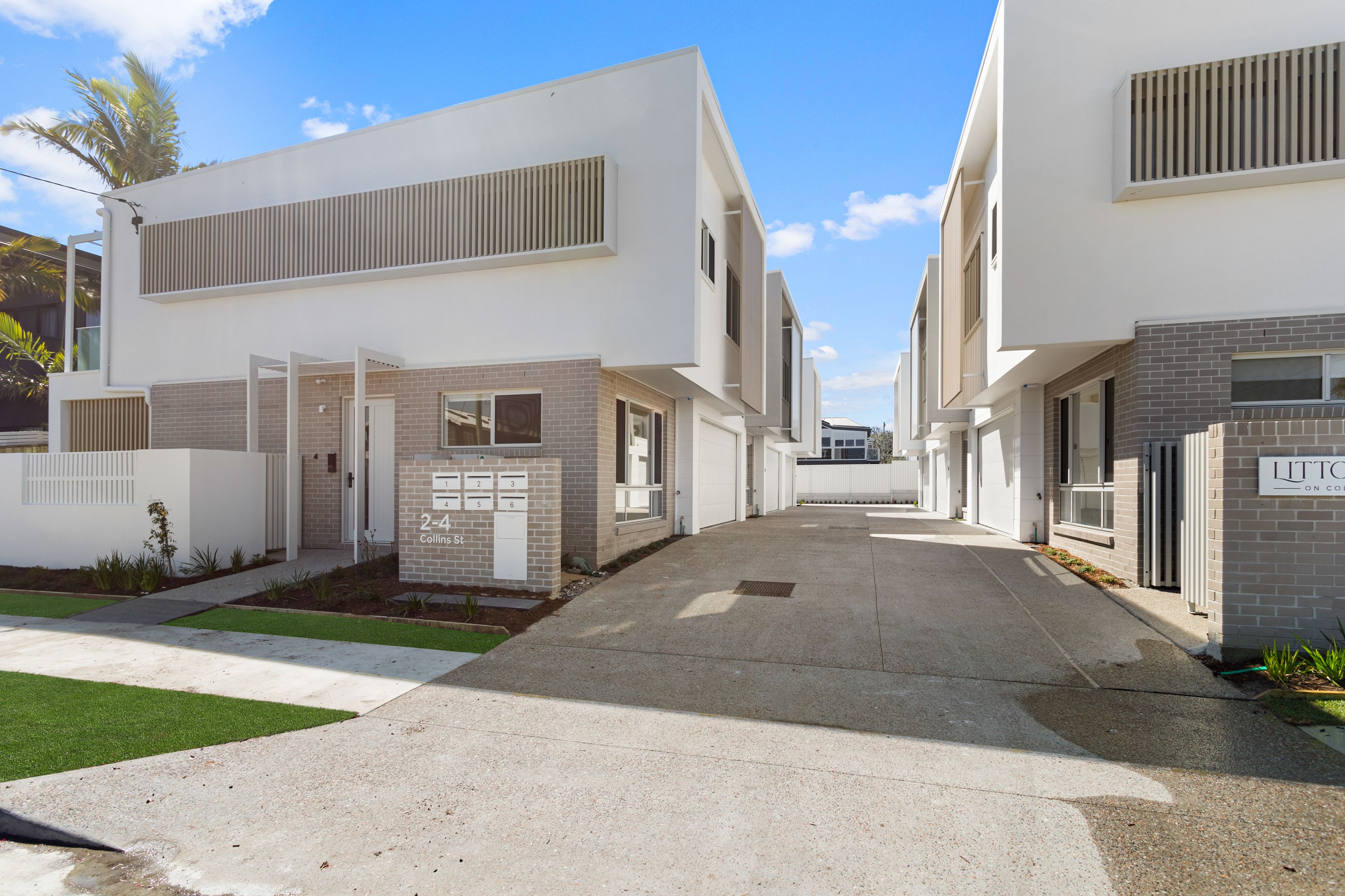 5/2-4 Collins Street — photo 2 of 20