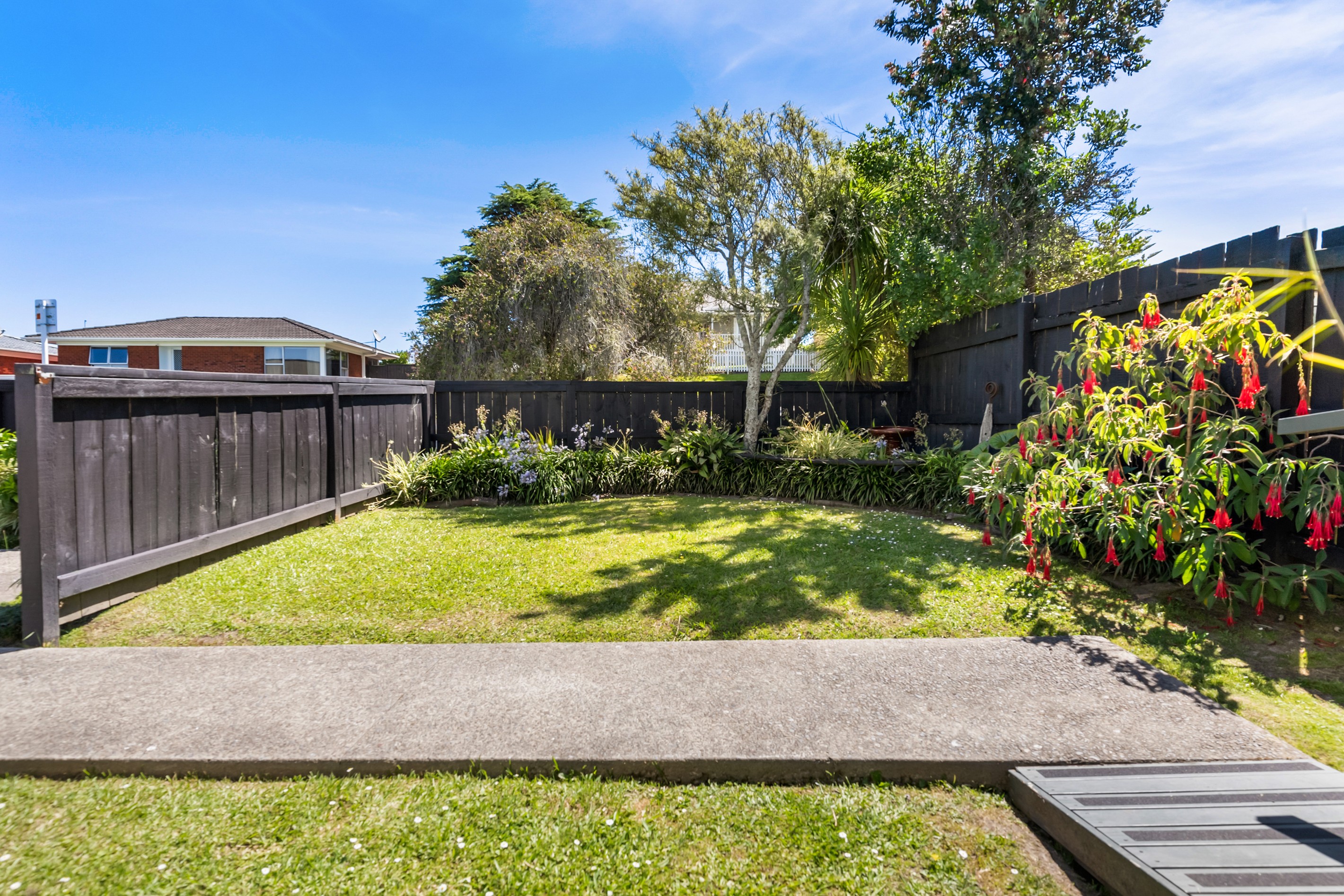 2/25 Margaret Place, Milford, North Shore City