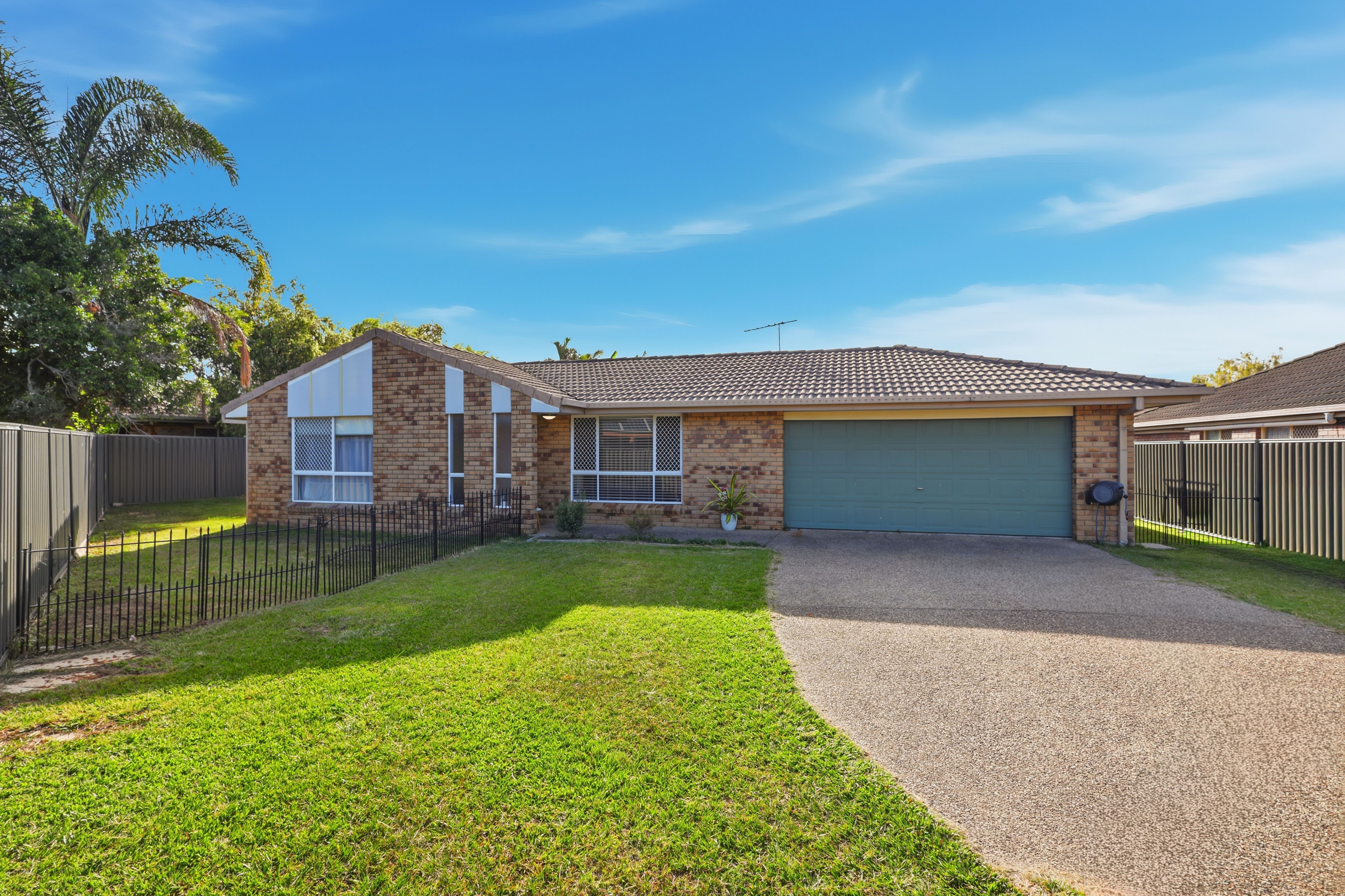 31 Canterbury Street, Bracken Ridge QLD 4017