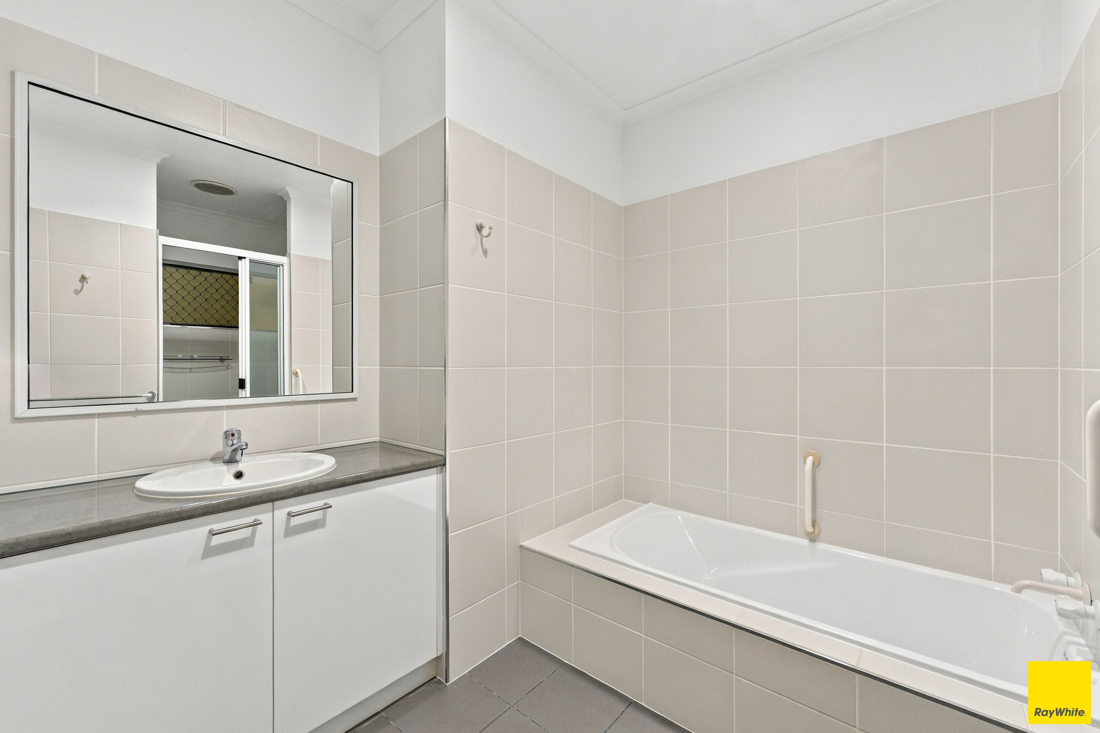 7 Green Avenue — photo 16 of 23