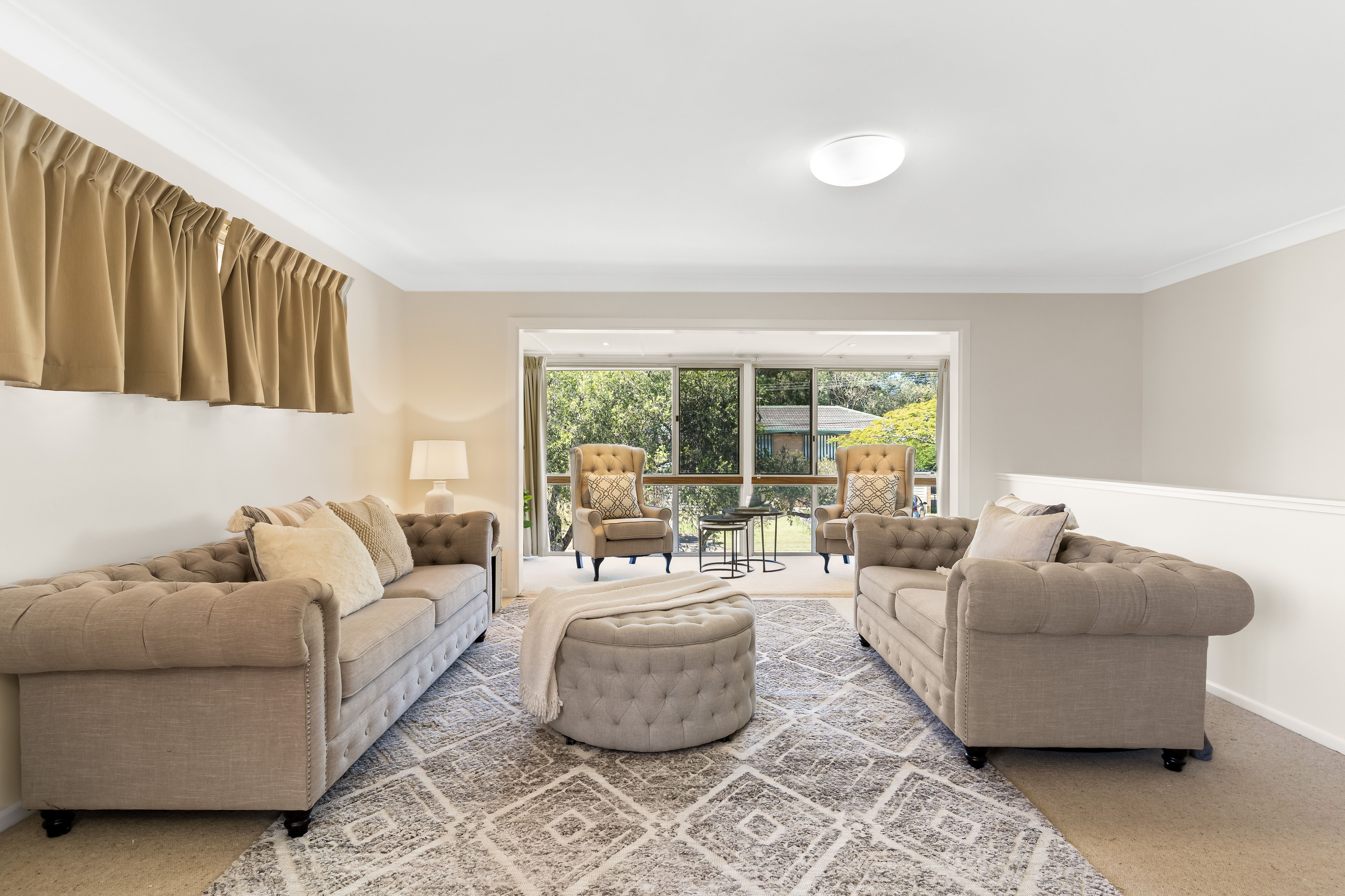 8 Bedser Street, Macgregor, QLD 4109