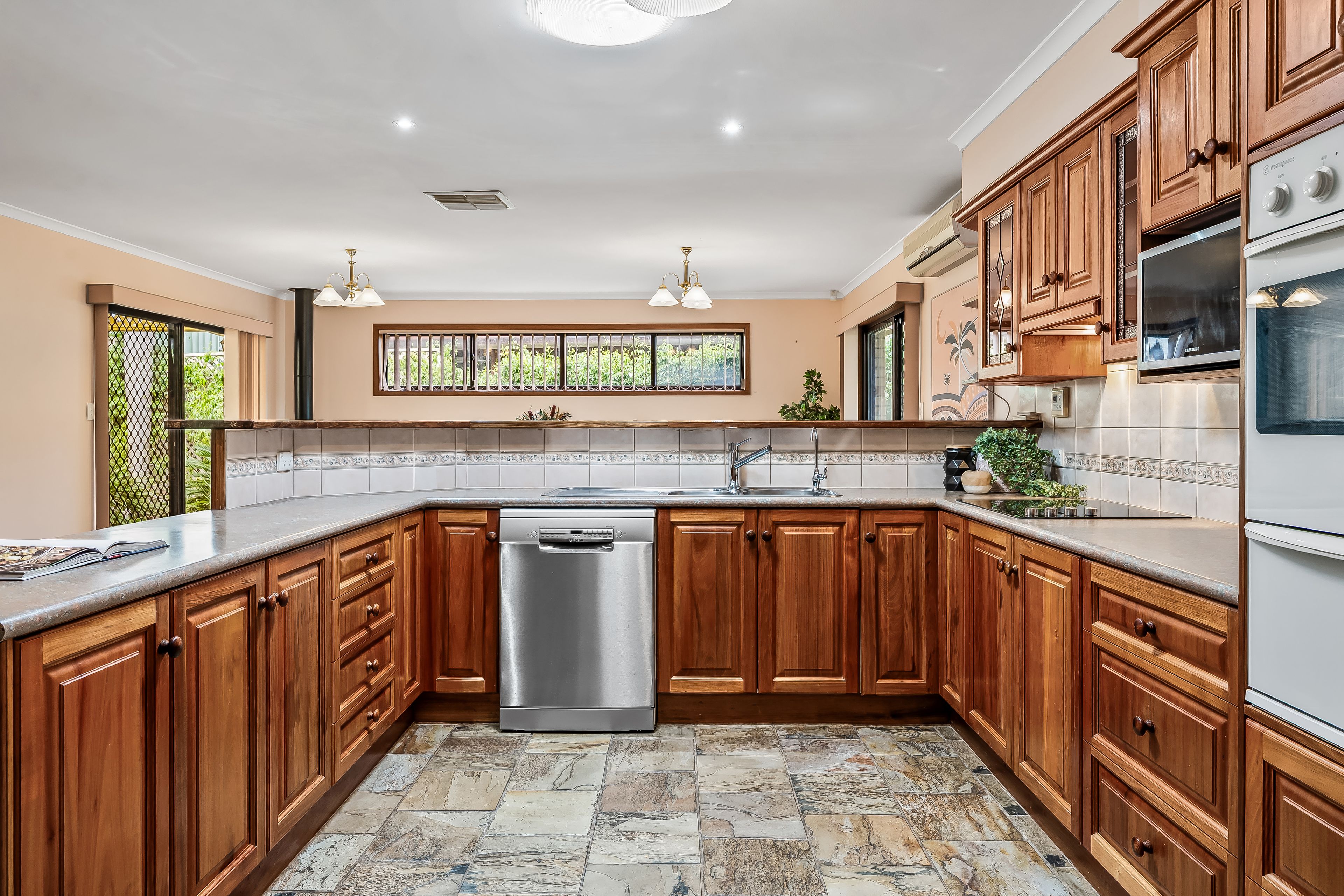 17 Perrin Street, Oaklands Park, SA 5046