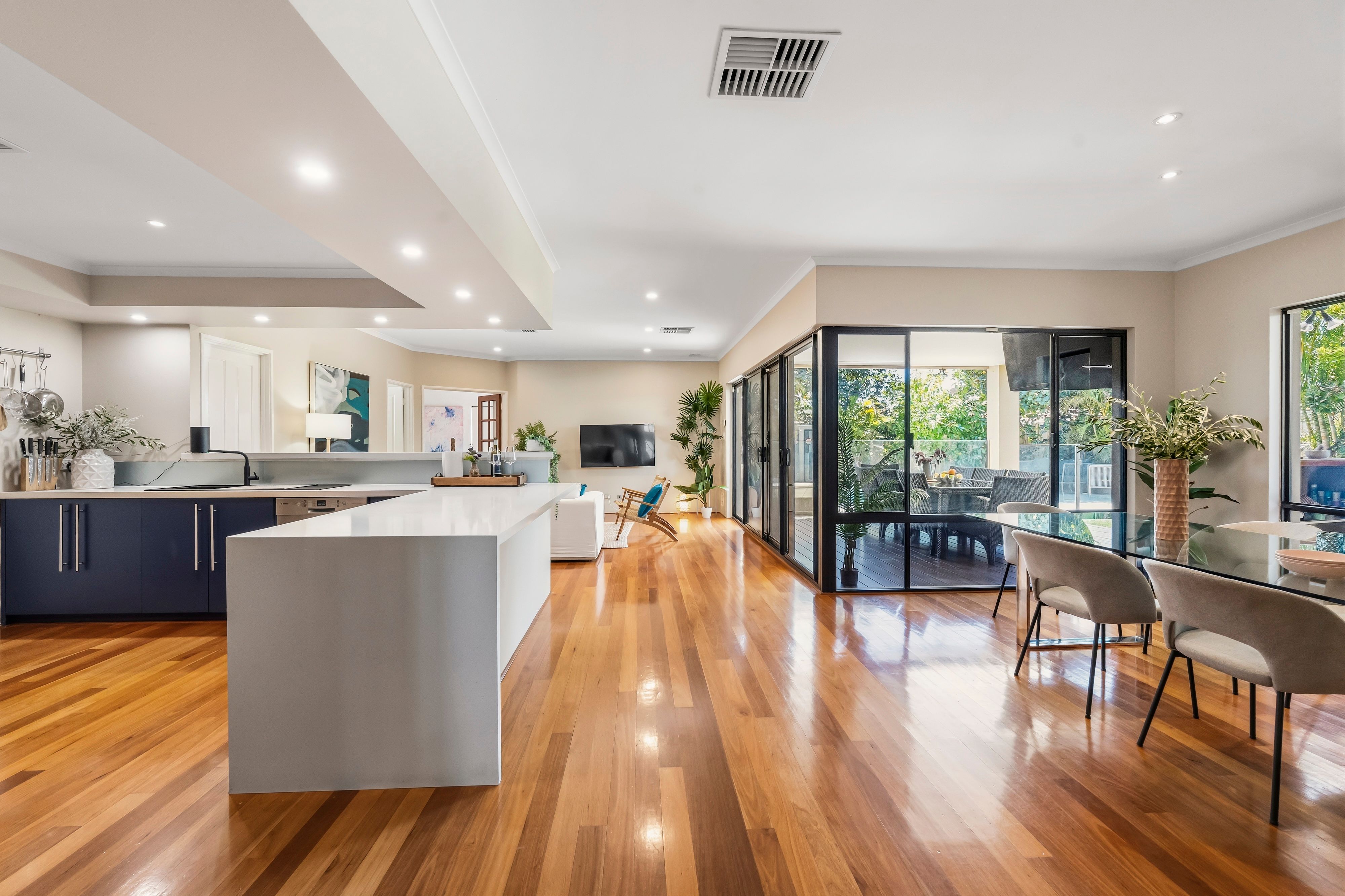 21 Dainfern Loop, Madeley, WA 6065