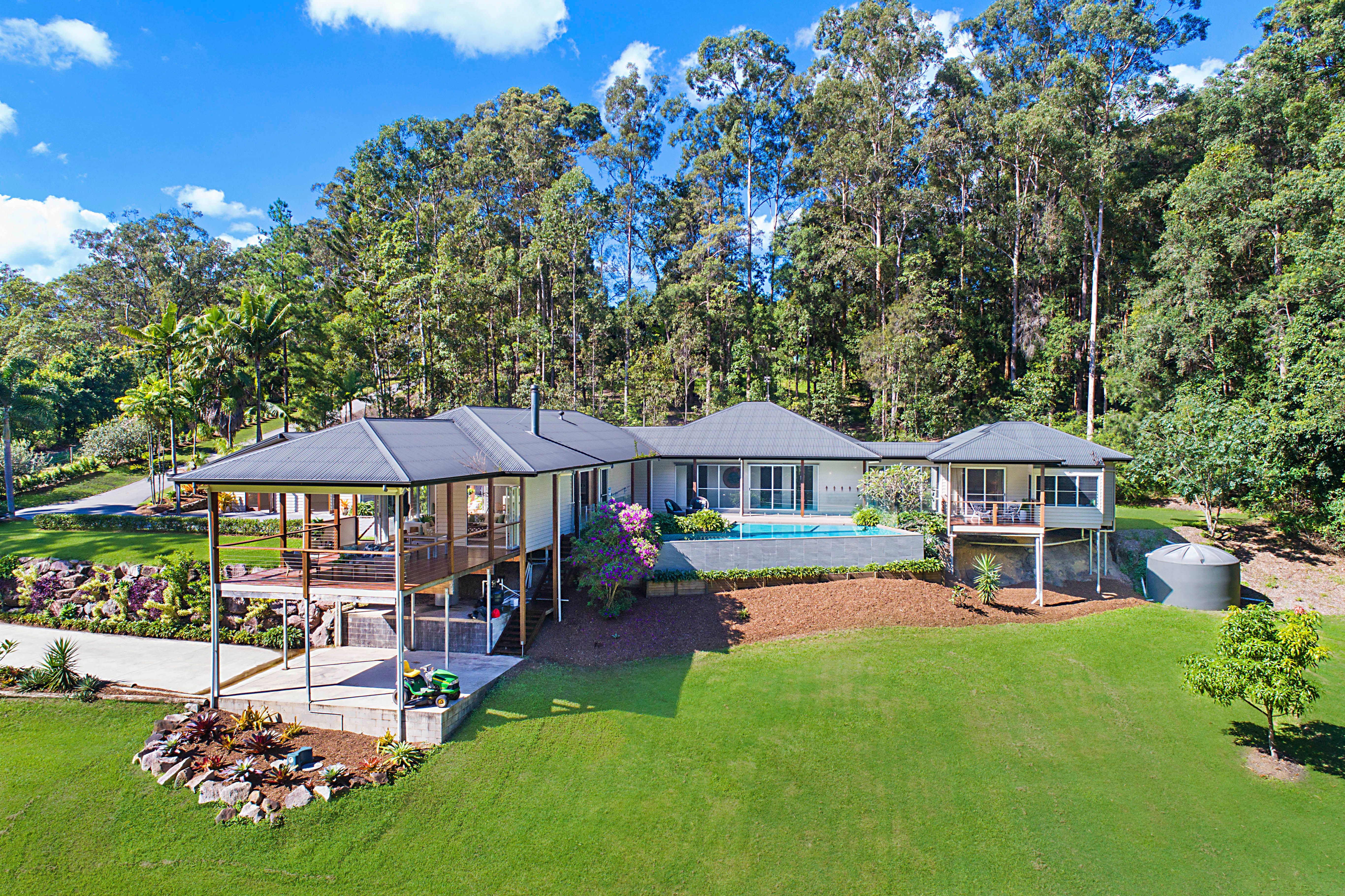 100 Chevallum School Road, Chevallum, QLD 4555