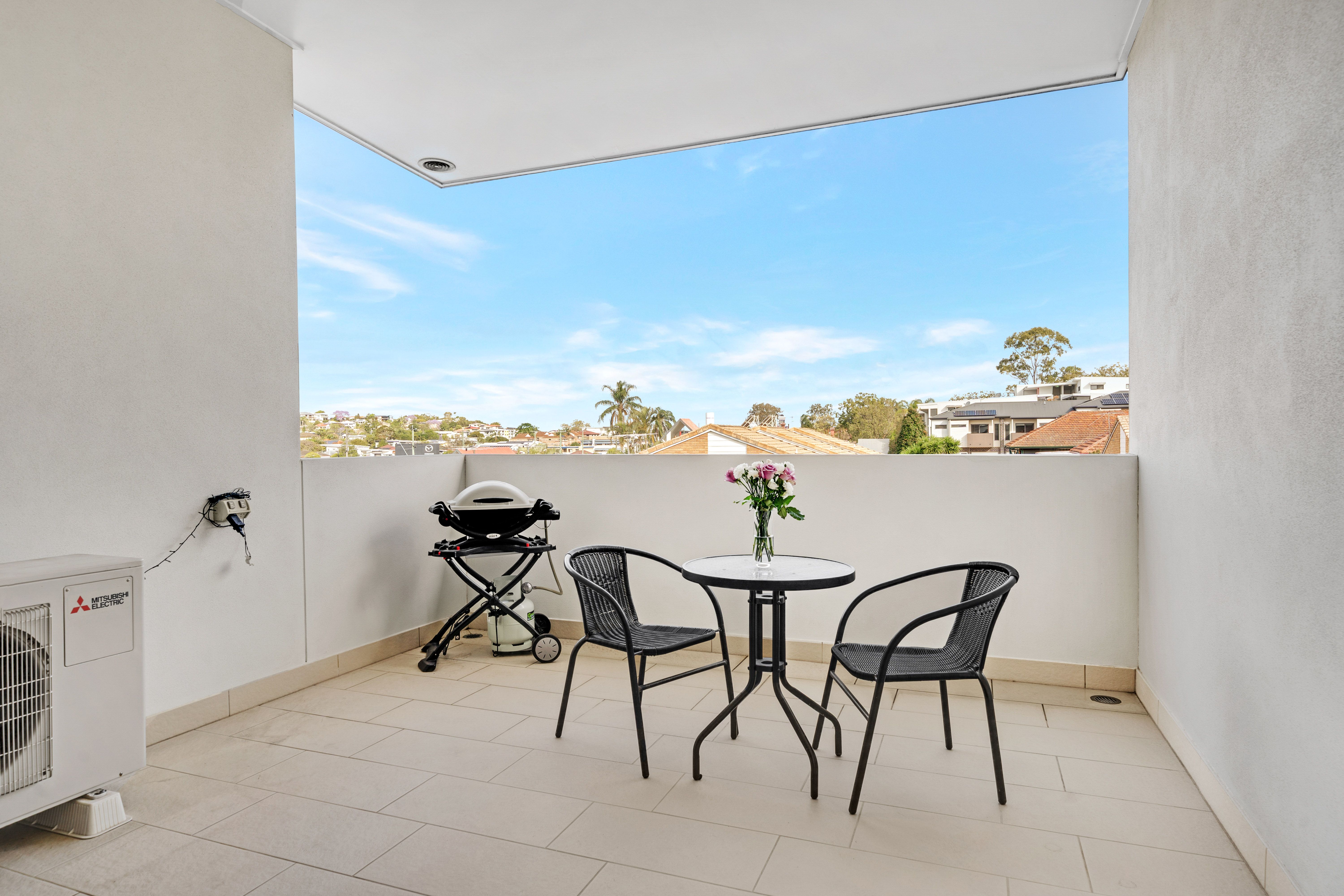 203/10 Berge Street — photo 10 of 11