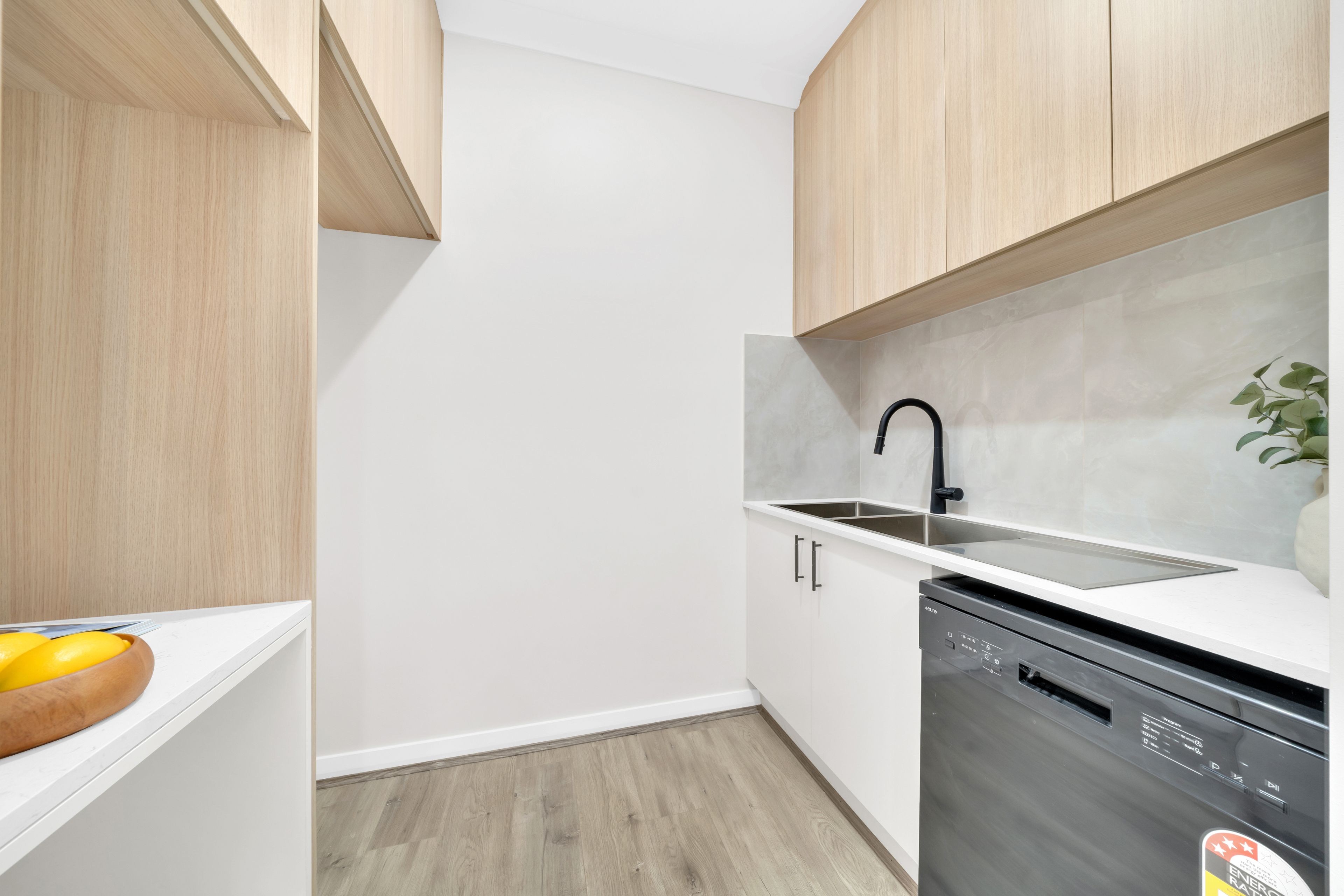 38 Kingfisher Drive — photo 8 of 22