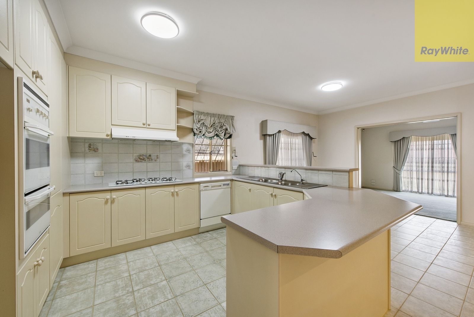 15 Rivergum Place, Hillside, VIC 3037