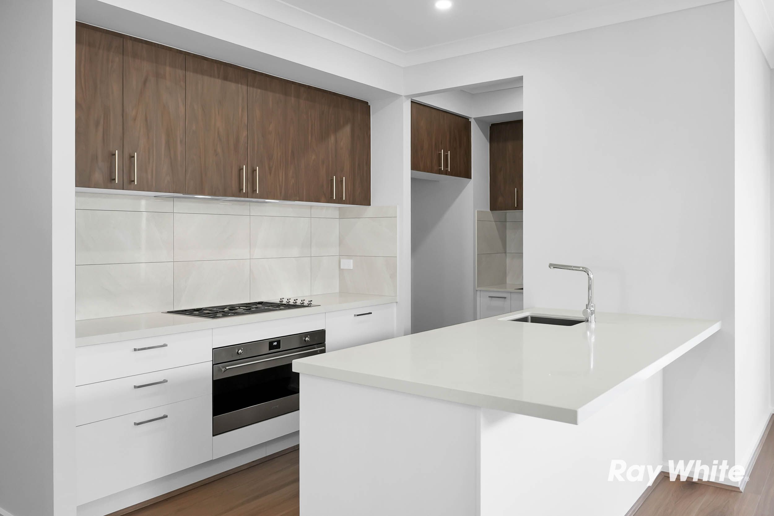 6 Vermilion Street — photo 4 of 13