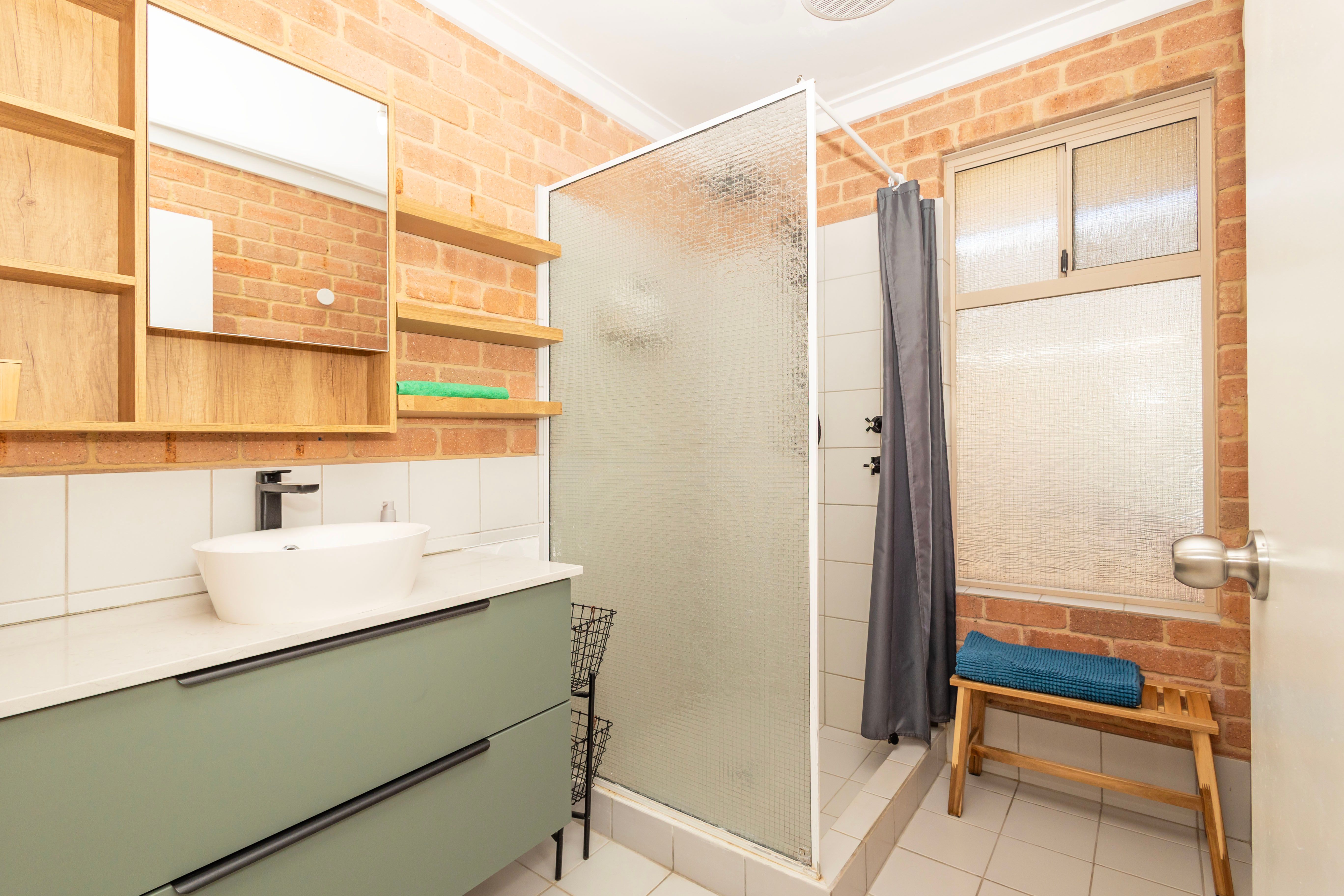 Renovated and Move In Ready! — photo 16 of 21