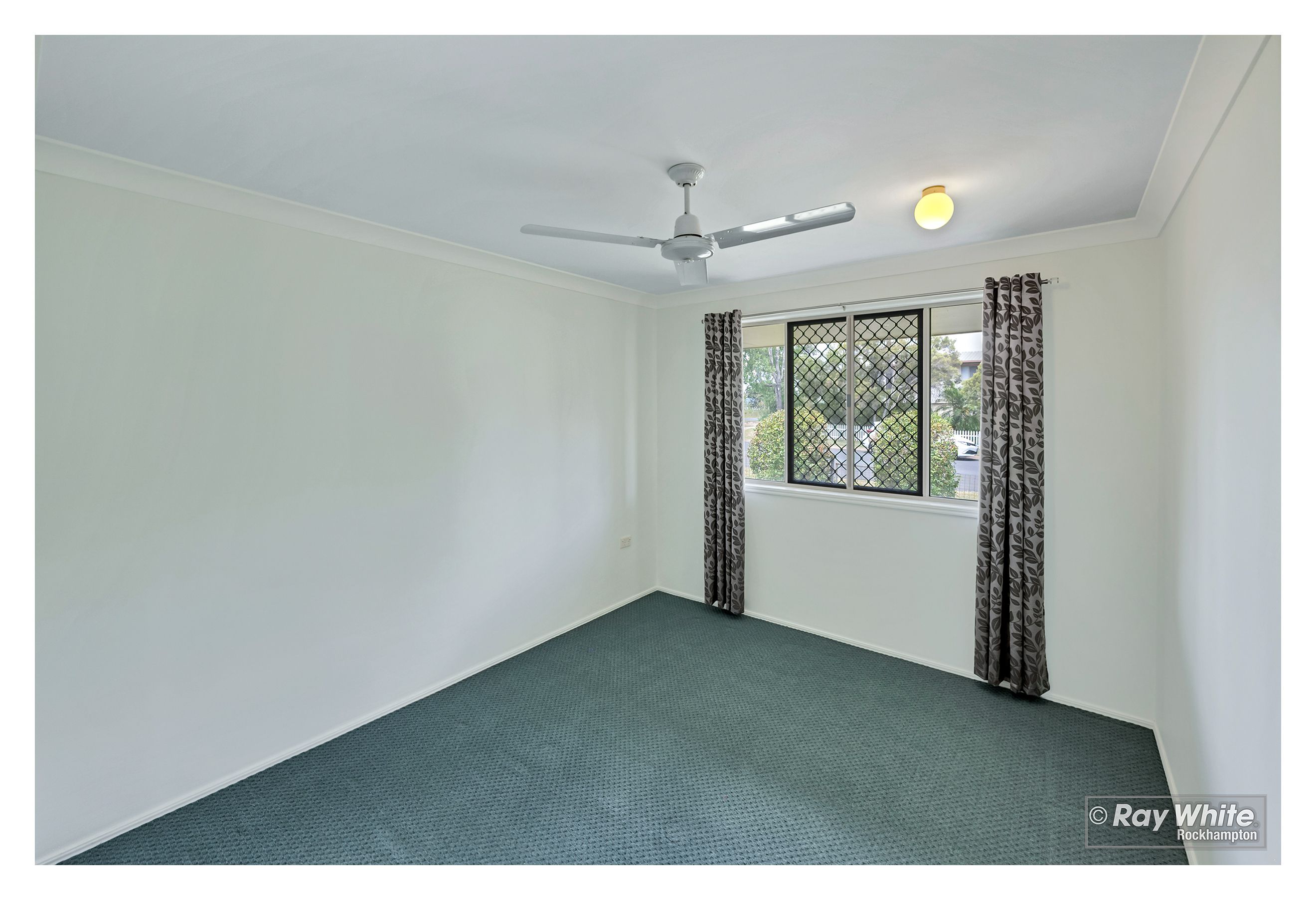 2 Cowan Street — photo 3 of 20