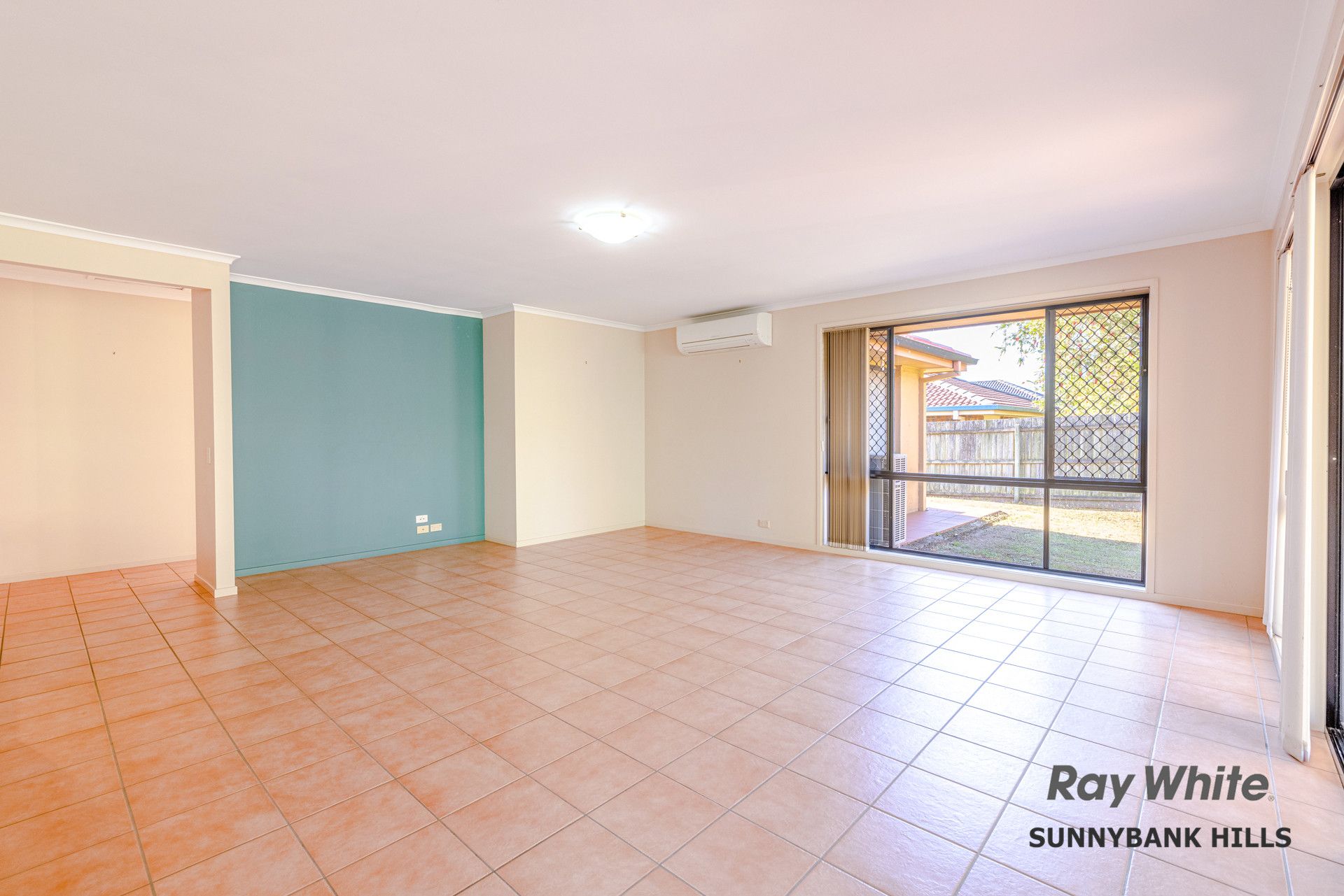 5 Glenfield Street, Parkinson, QLD 4115