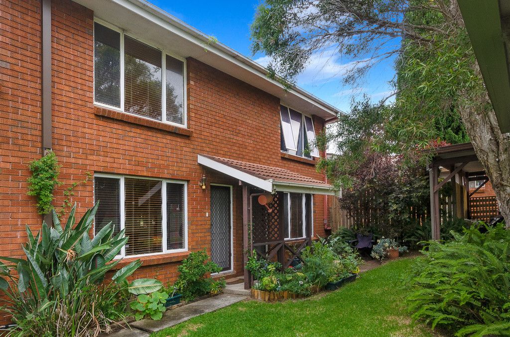 14 Hopetoun Street, Woonona NSW 2517