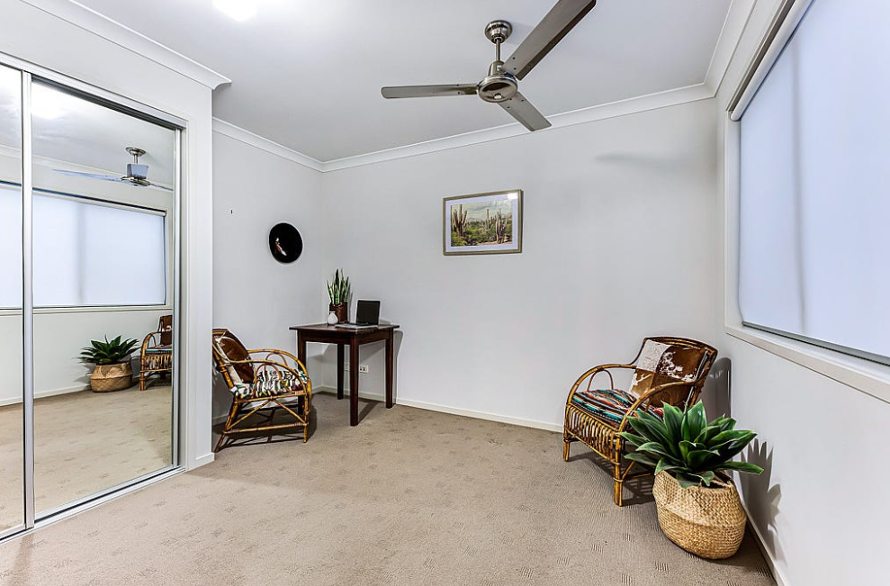 13 Ribbonwood Street — photo 11 of 14