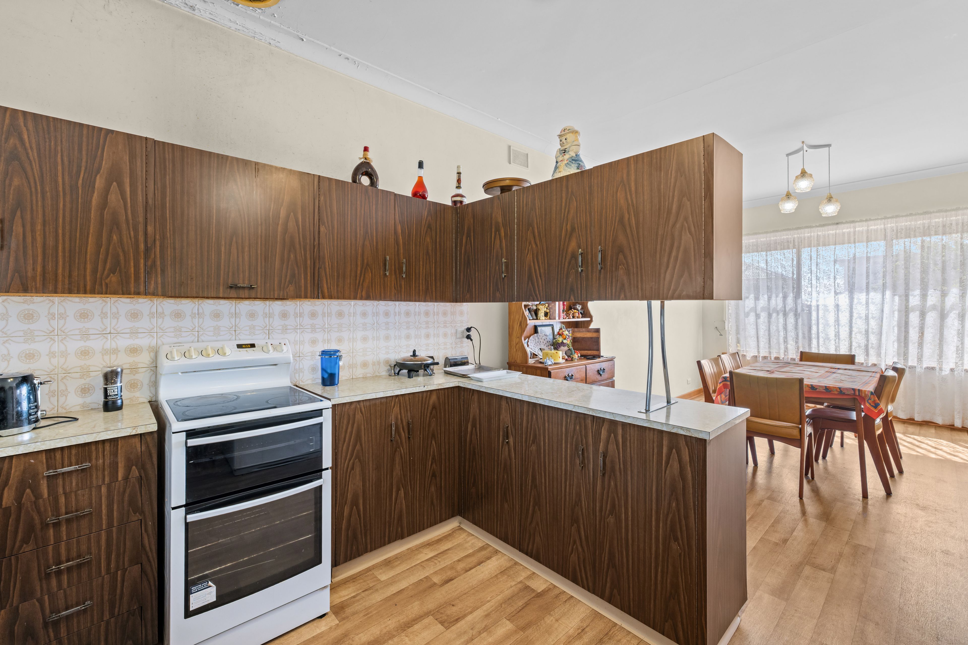 12 Trevor Avenue — photo 11 of 25