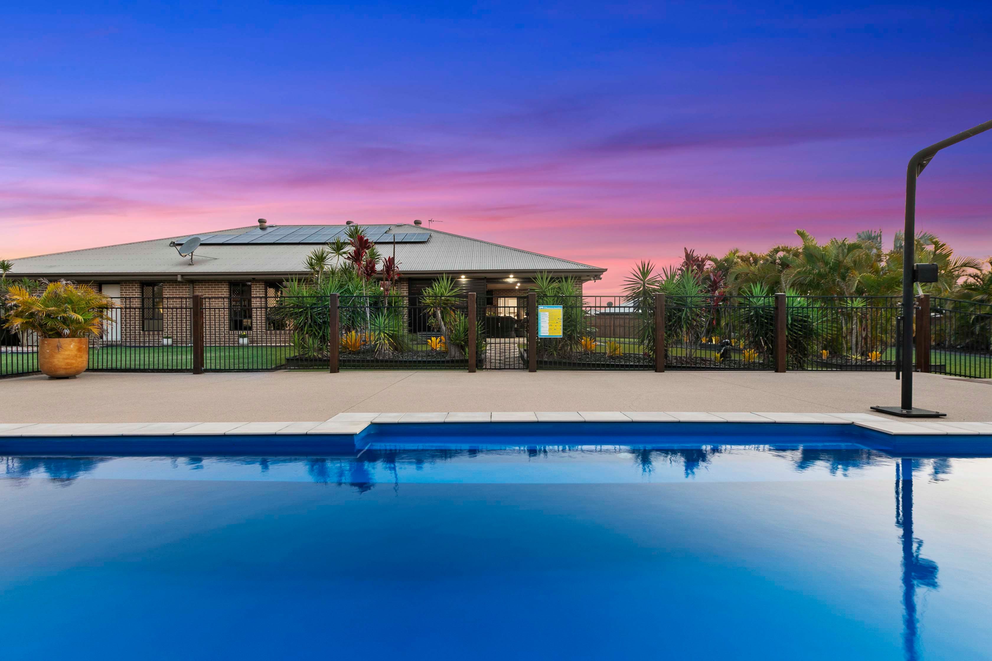 4 Dalbaya Court, Wondunna, QLD 4655