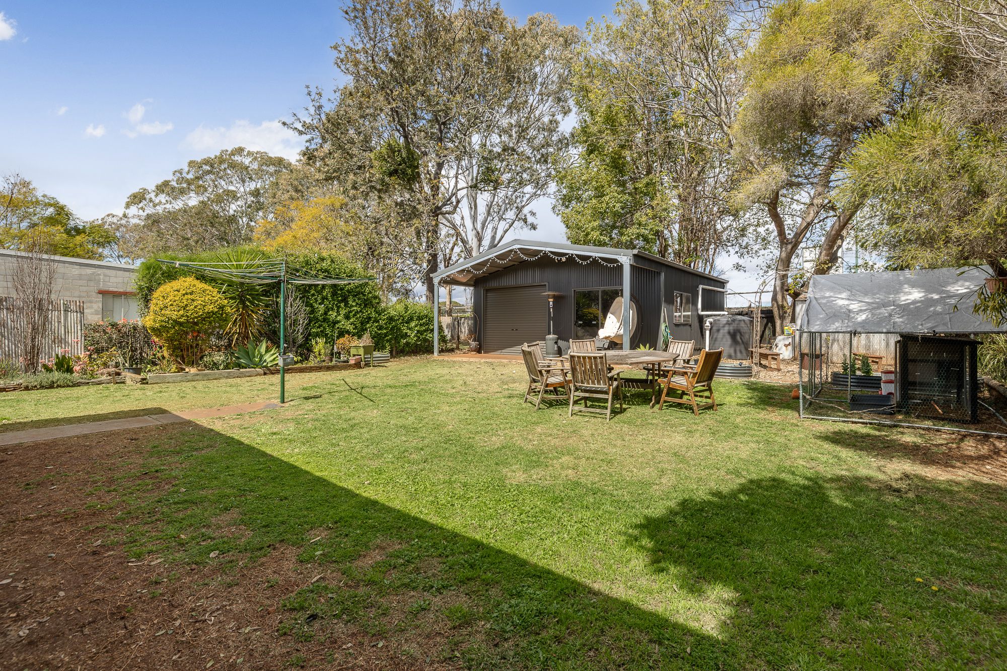 38 Weetwood Street — photo 15 of 17