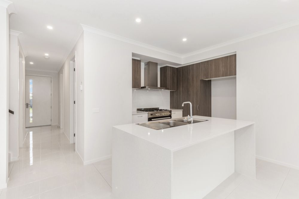1 Sheraton Crescent, Ferntree Gully, VIC 3156