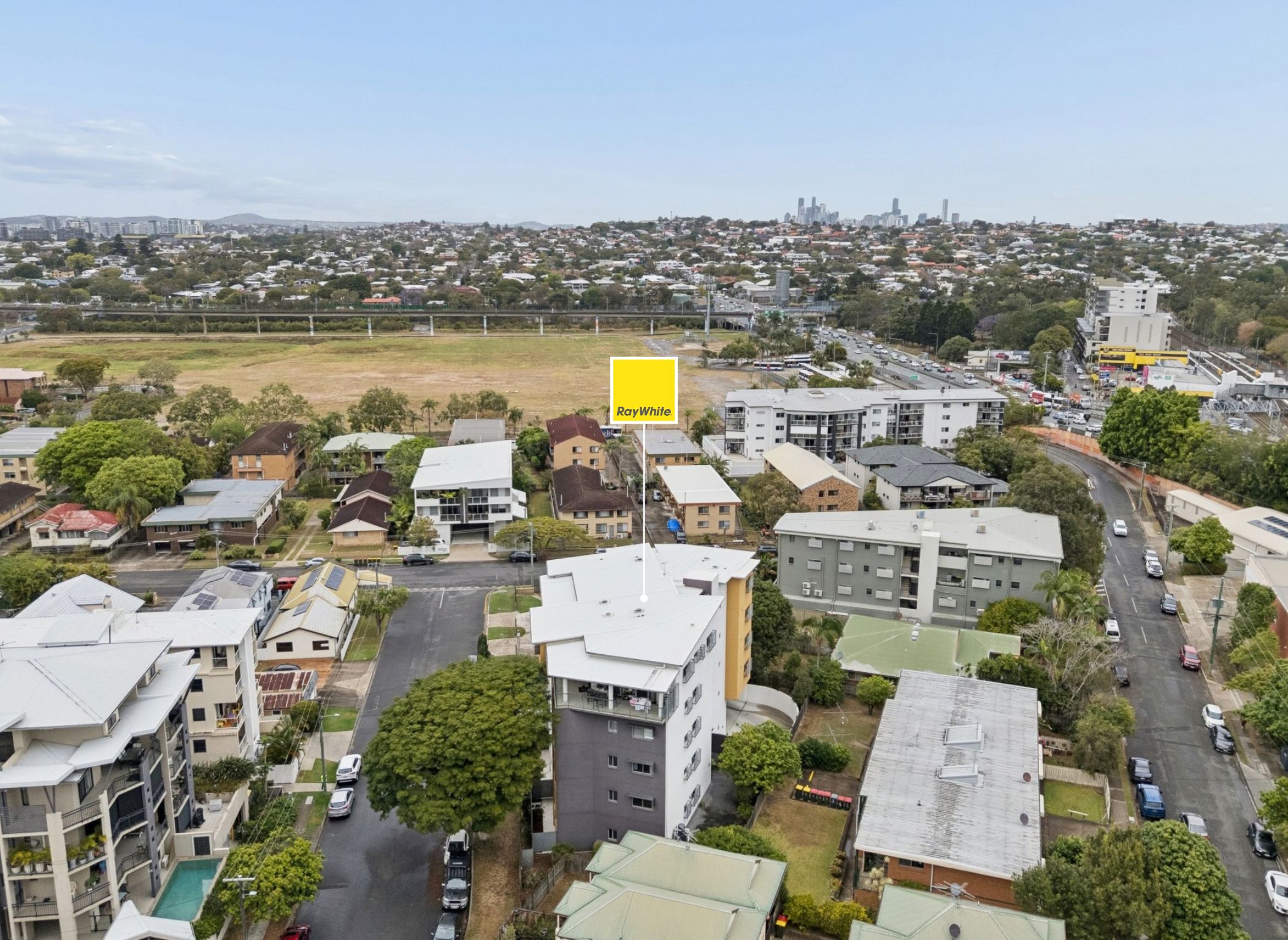 9/2 Amisfield Avenue — photo 17 of 18