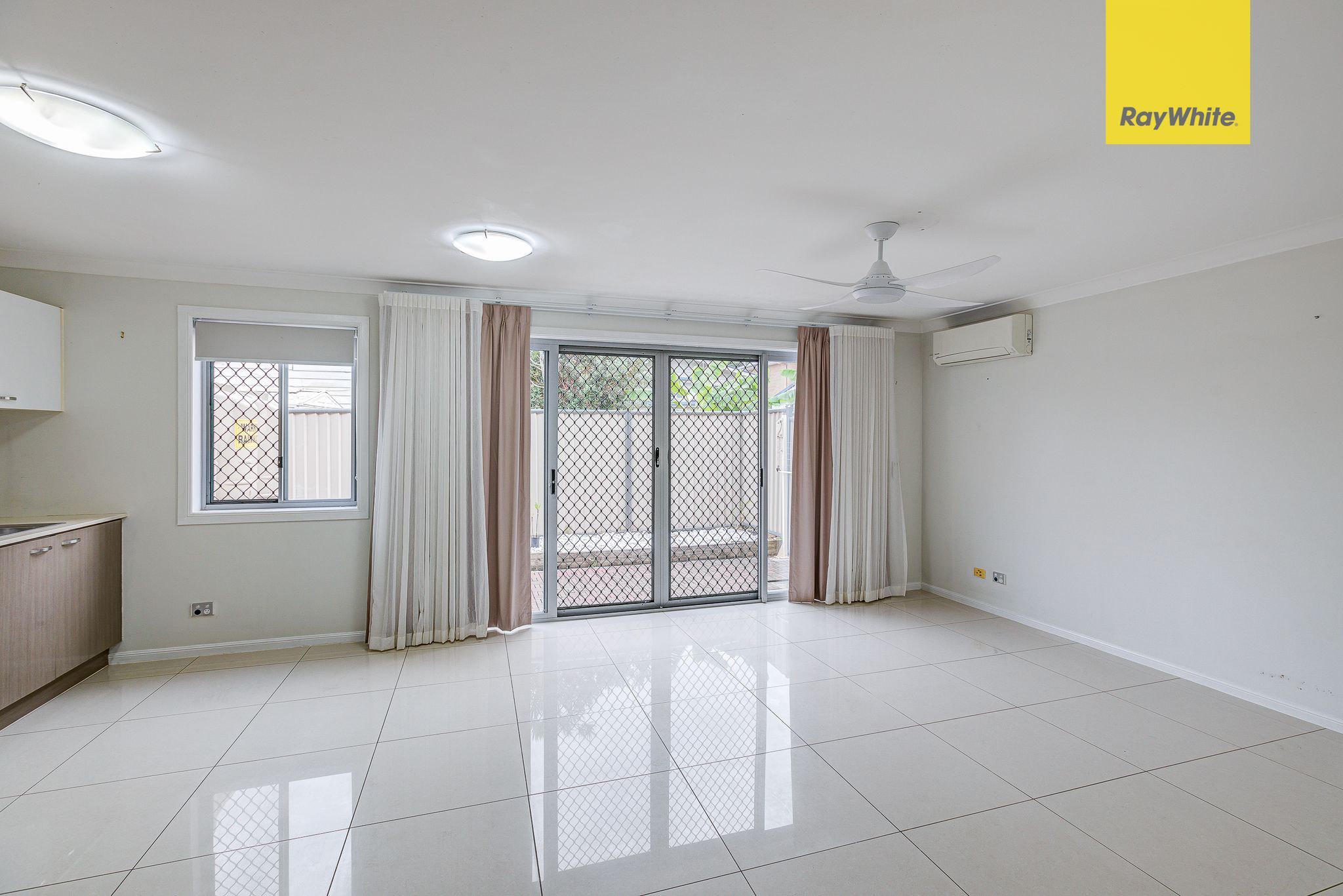 18/29-33 Juers Street, Kingston, QLD 4114