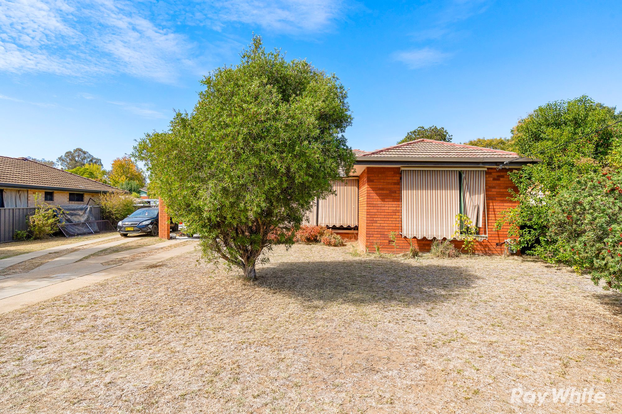 81 Raye Street, Tolland NSW 2650