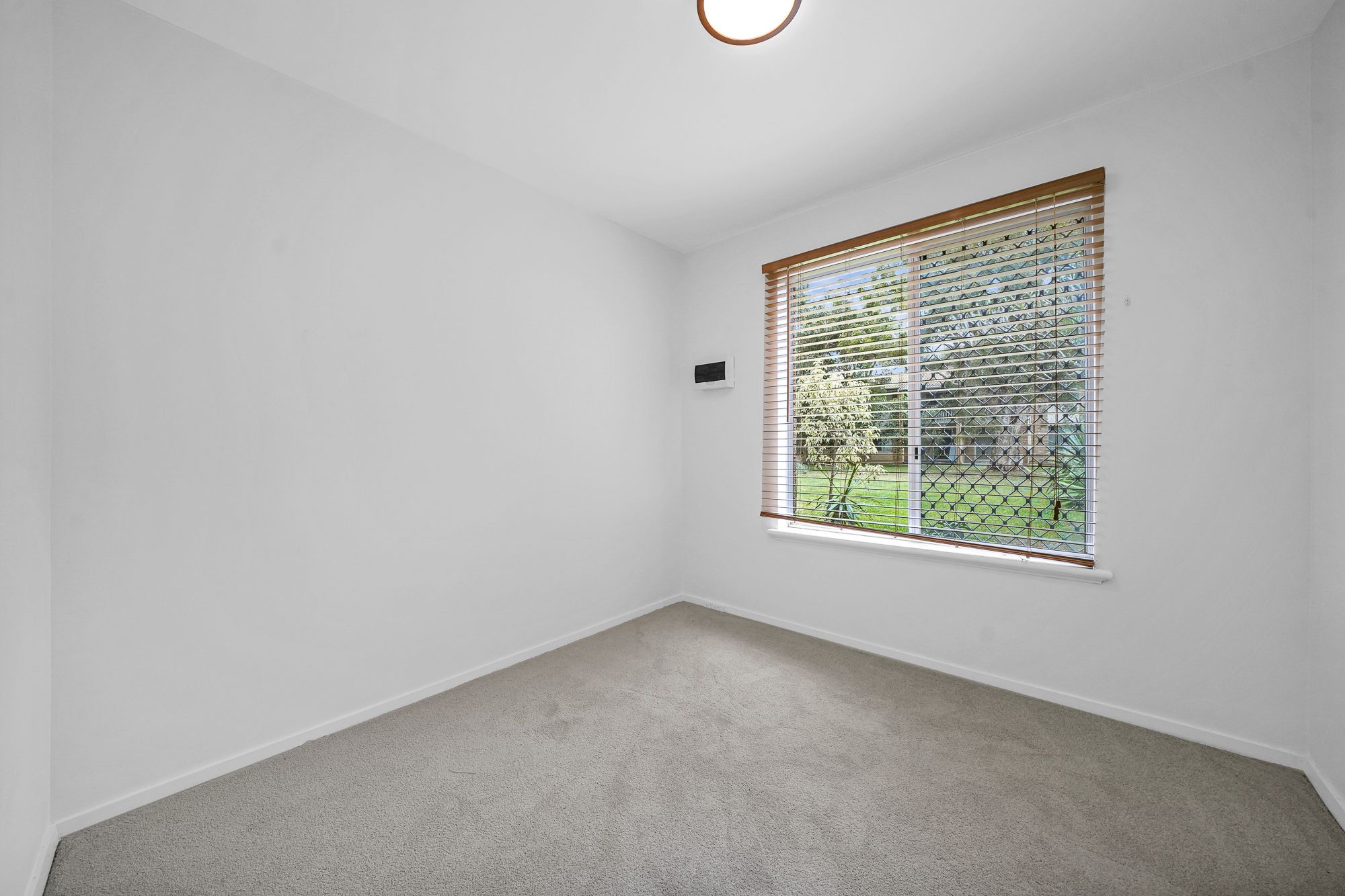 9/1 Clydesdale Street — photo 4 of 11