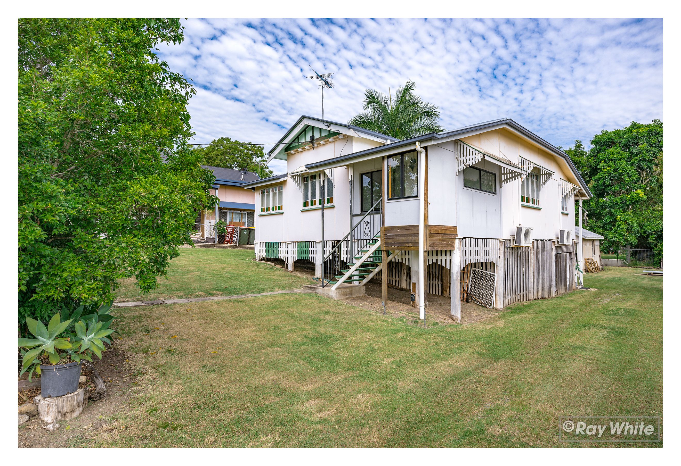 14 Charles Street, Berserker, QLD 4701