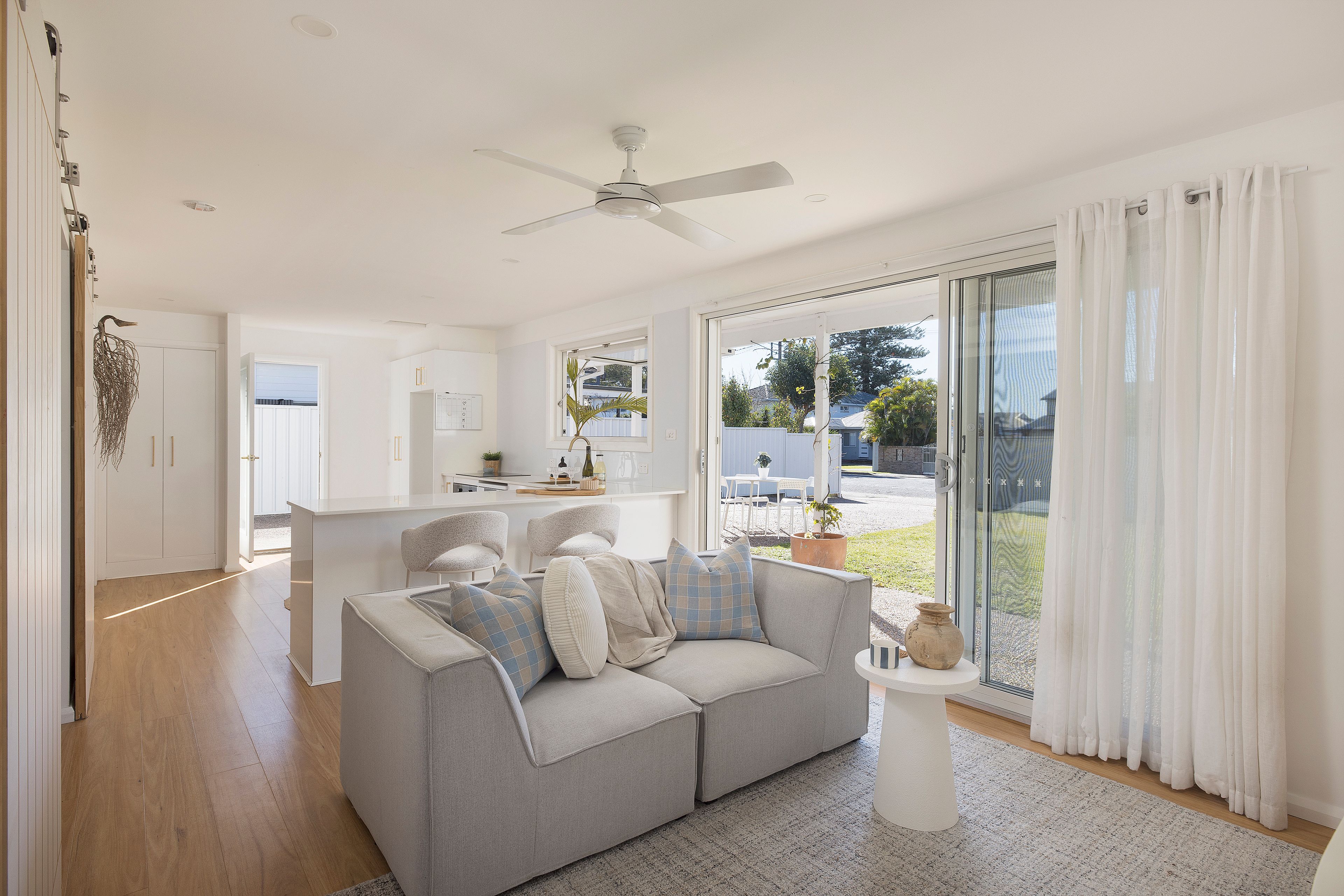 98 Foreshore Drive — photo 8 of 24