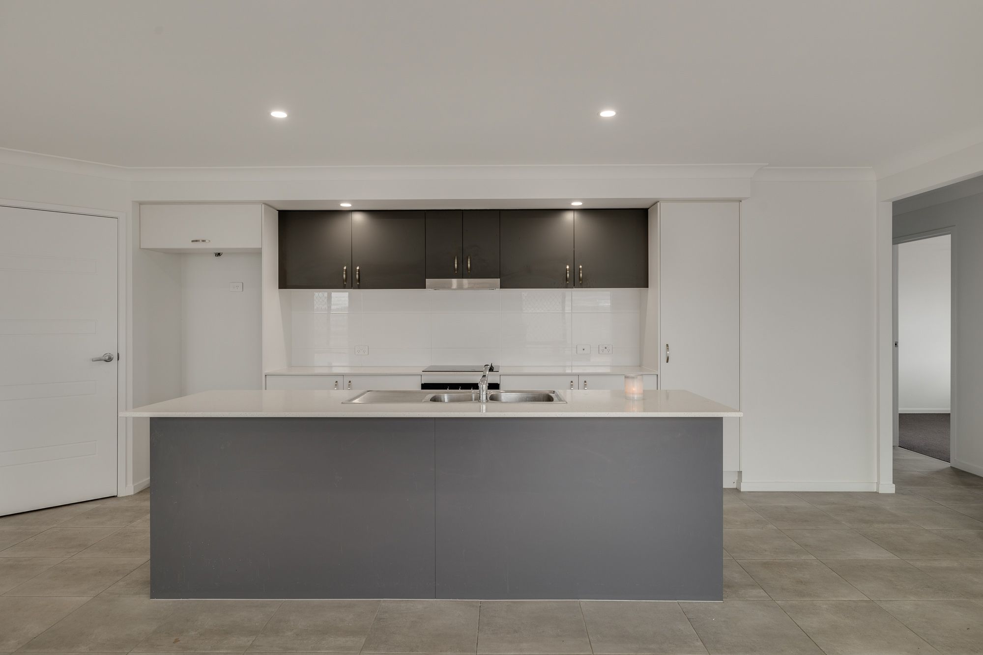8 Bonita Court — photo 4 of 15