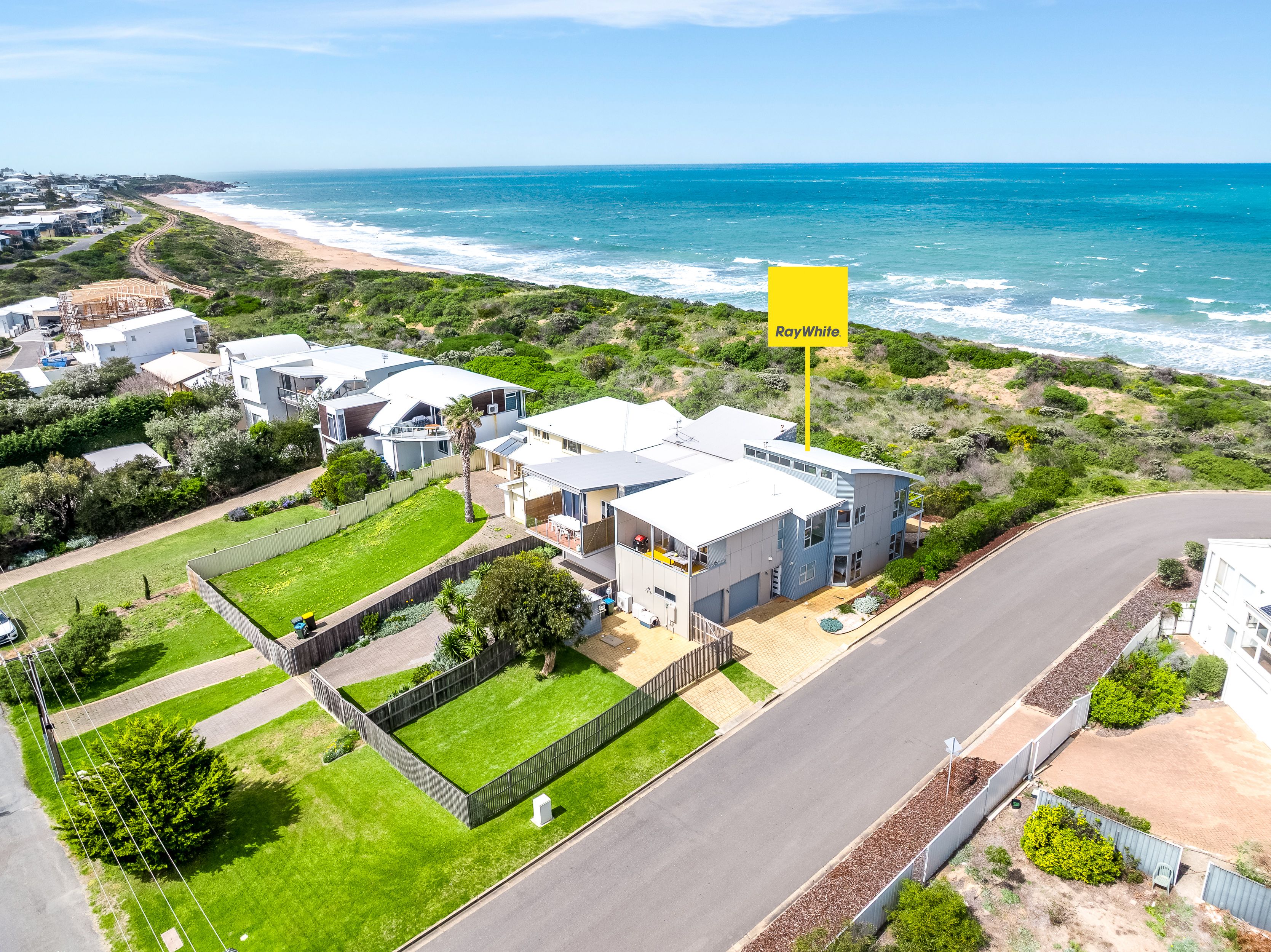 2 Sixth Avenue — photo from Ray White Goolwa