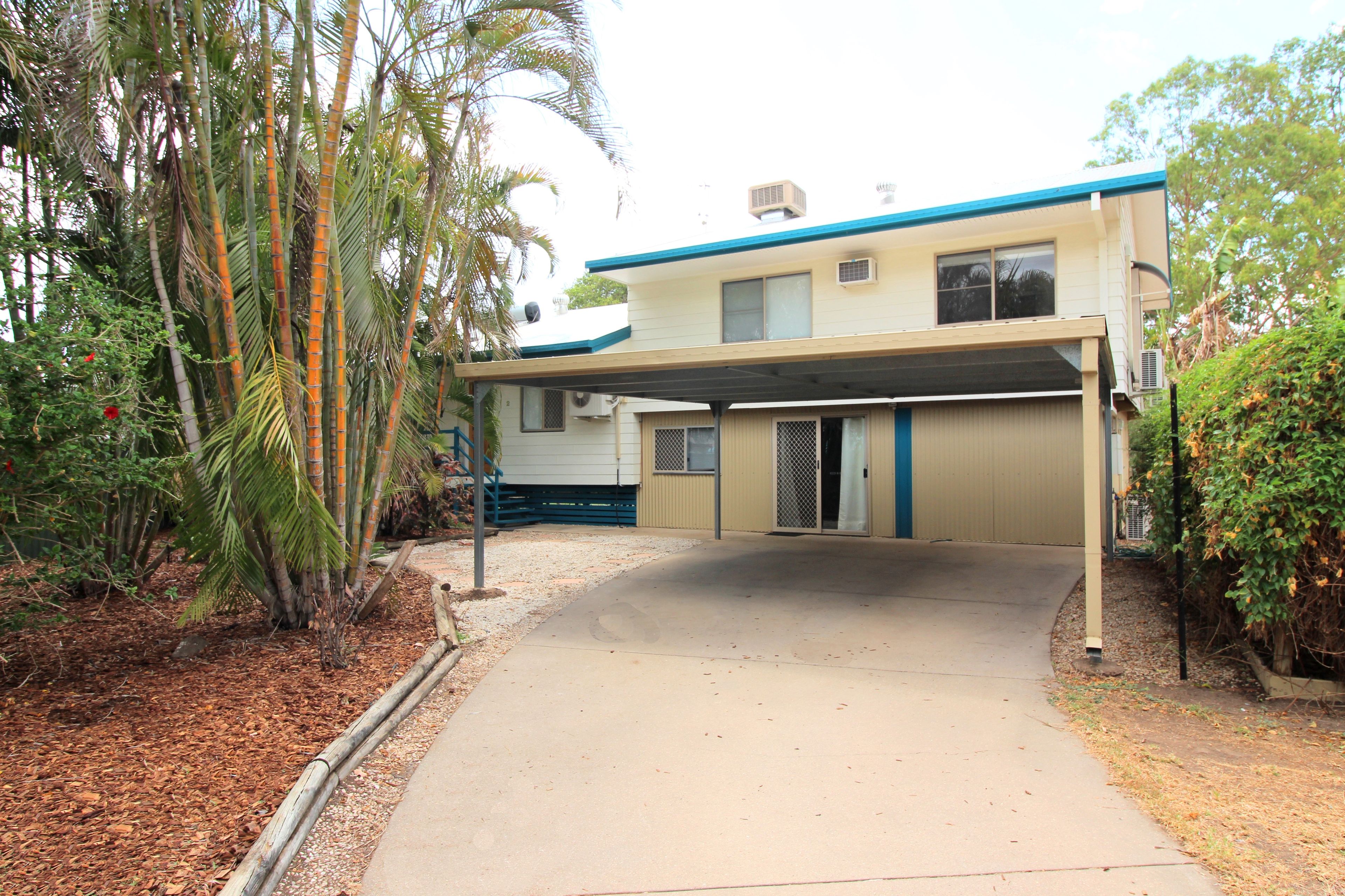 2 Michelle Place, Emerald QLD 4720