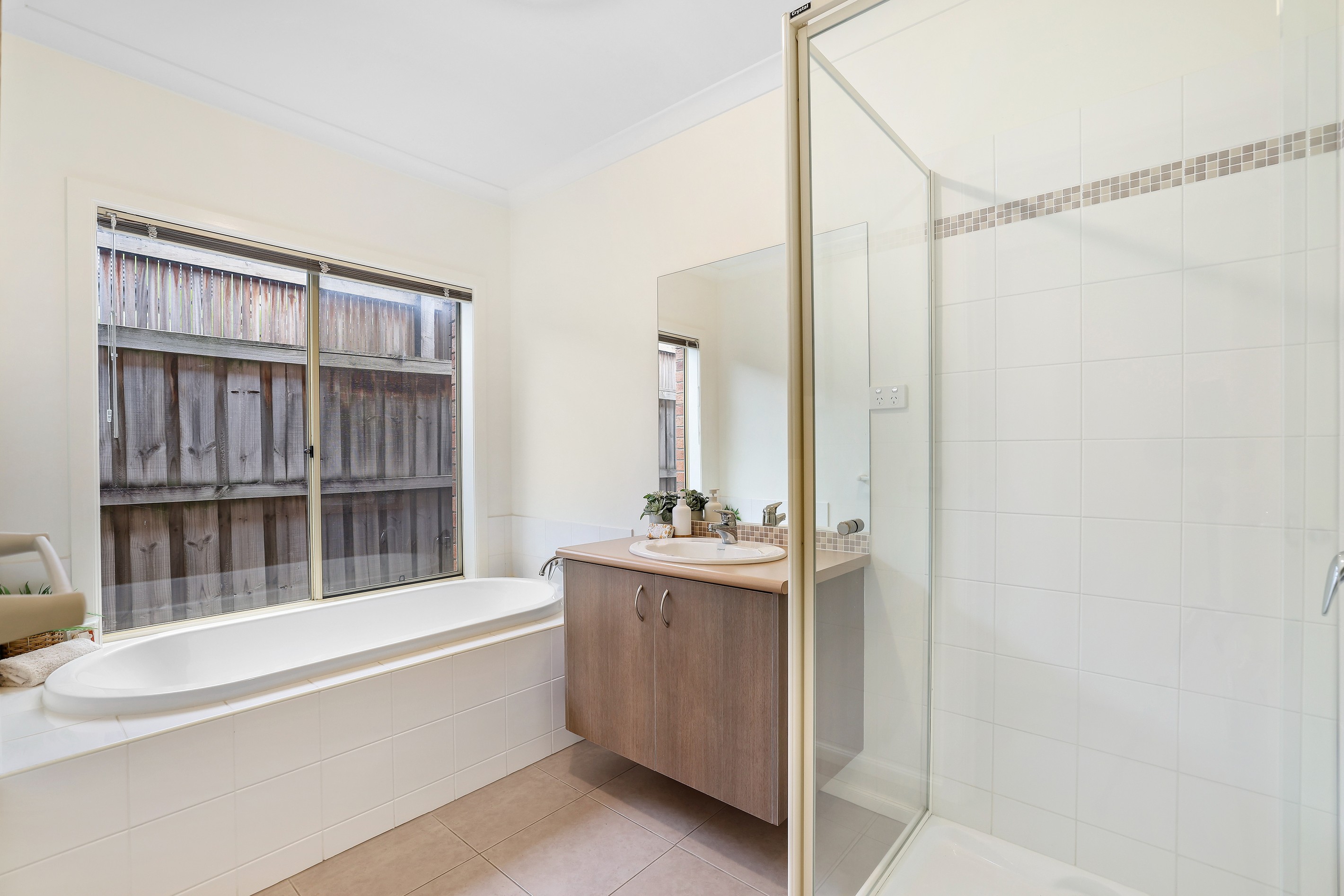 25 Viewgrand Rise, Lysterfield, VIC 3156