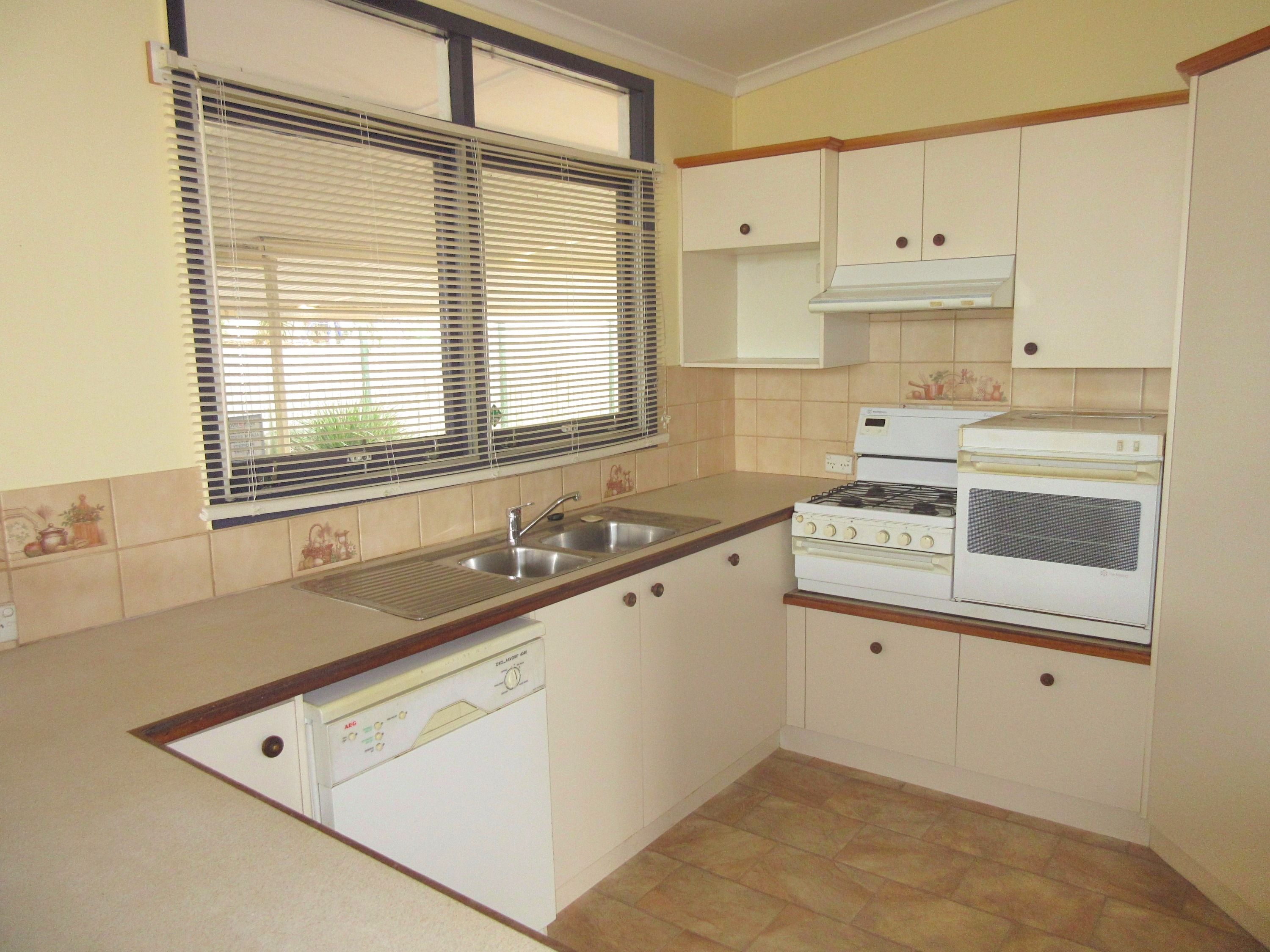 64 Fairland Street, Mount Gravatt East, QLD 4122