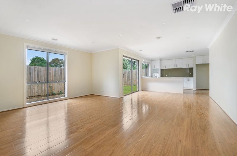 2/16 Kent Street, Knoxfield, VIC 3180