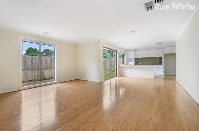 2/16 Kent Street, Knoxfield, VIC 3180