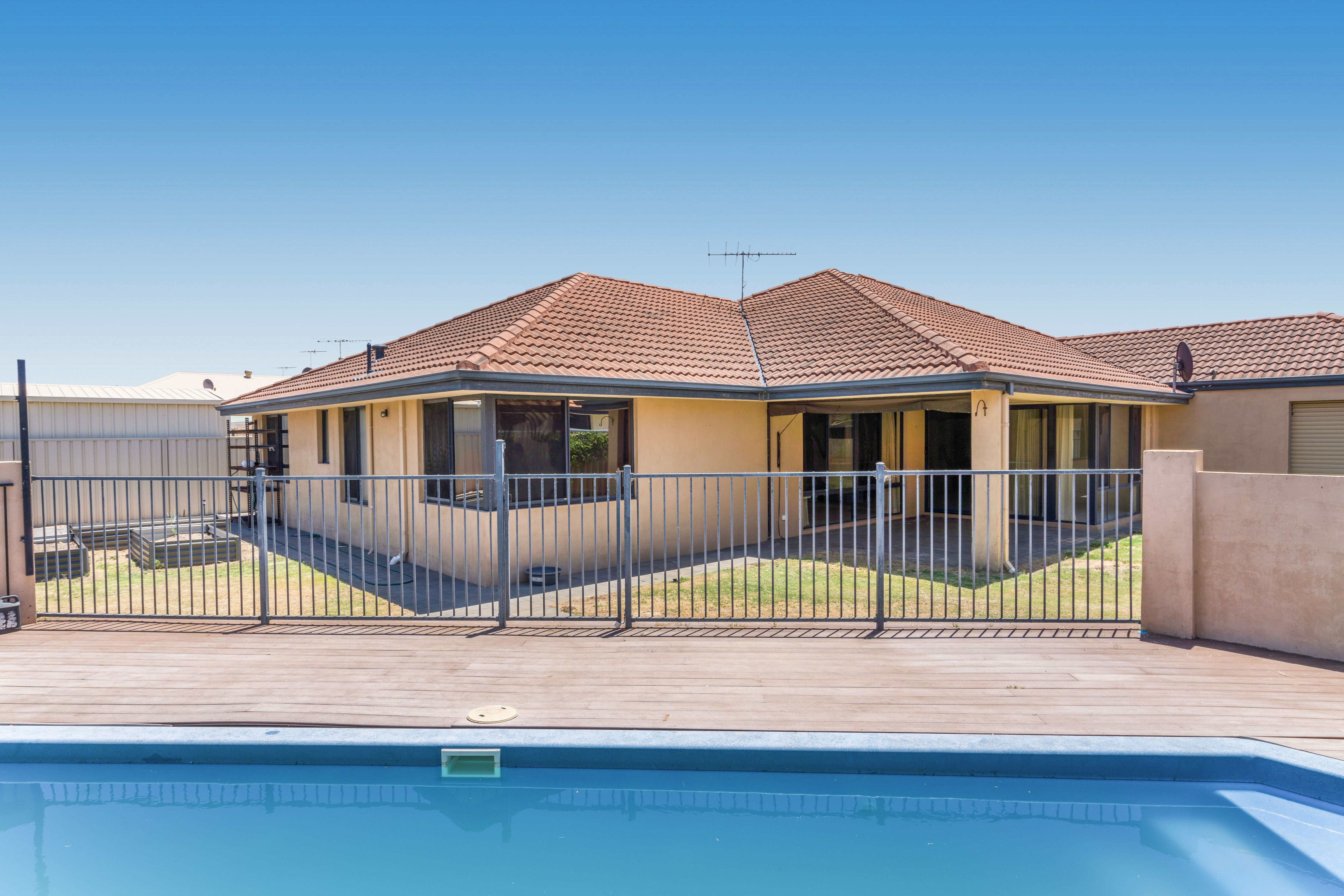 23 Almond Avenue, Shoalwater, WA 6169