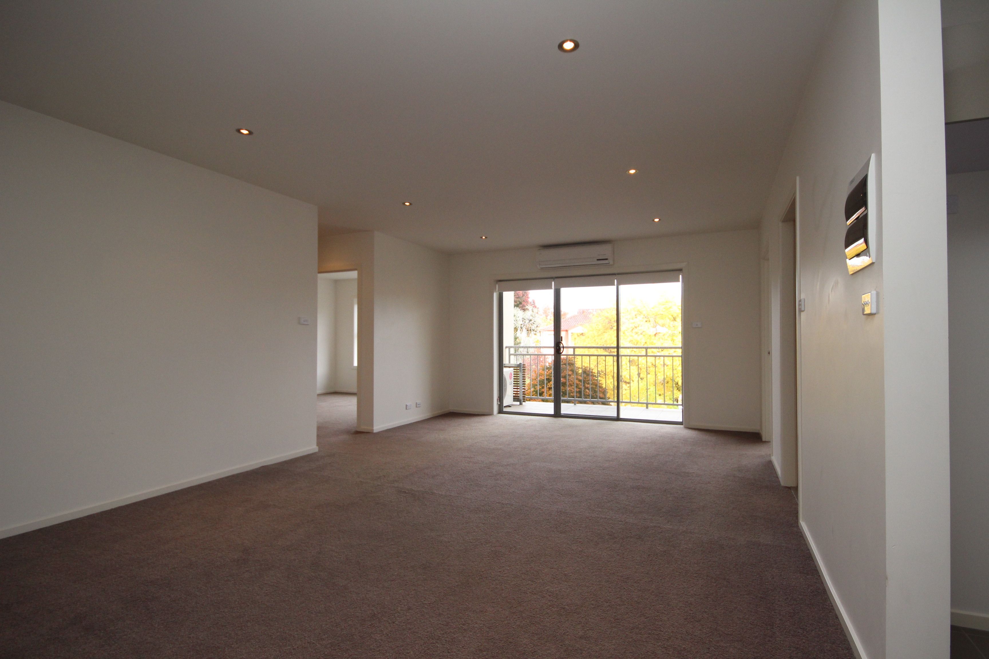 12/12 Towns Crescent, Turner, ACT 2612