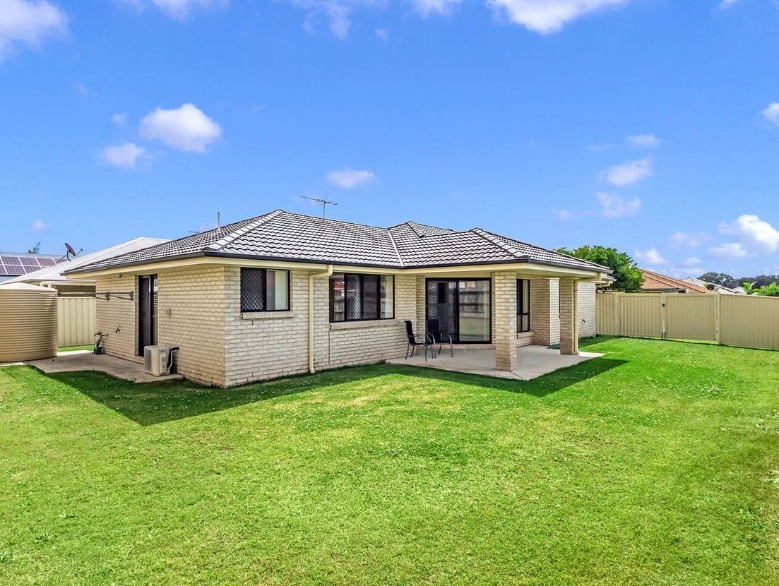 6 Lee Court, Rothwell, QLD 4022