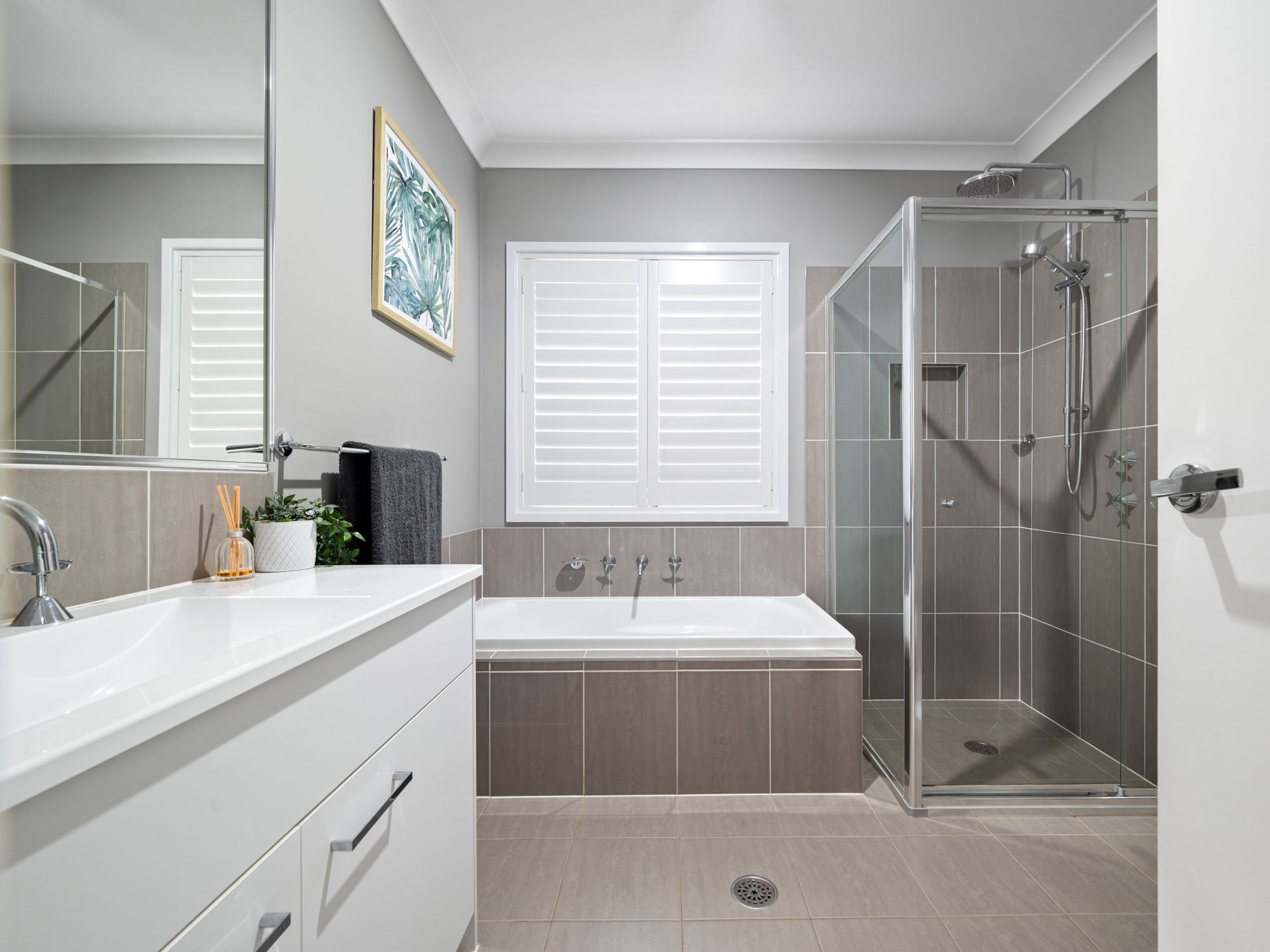 1 Portsmouth Circuit, Jordan Springs, NSW