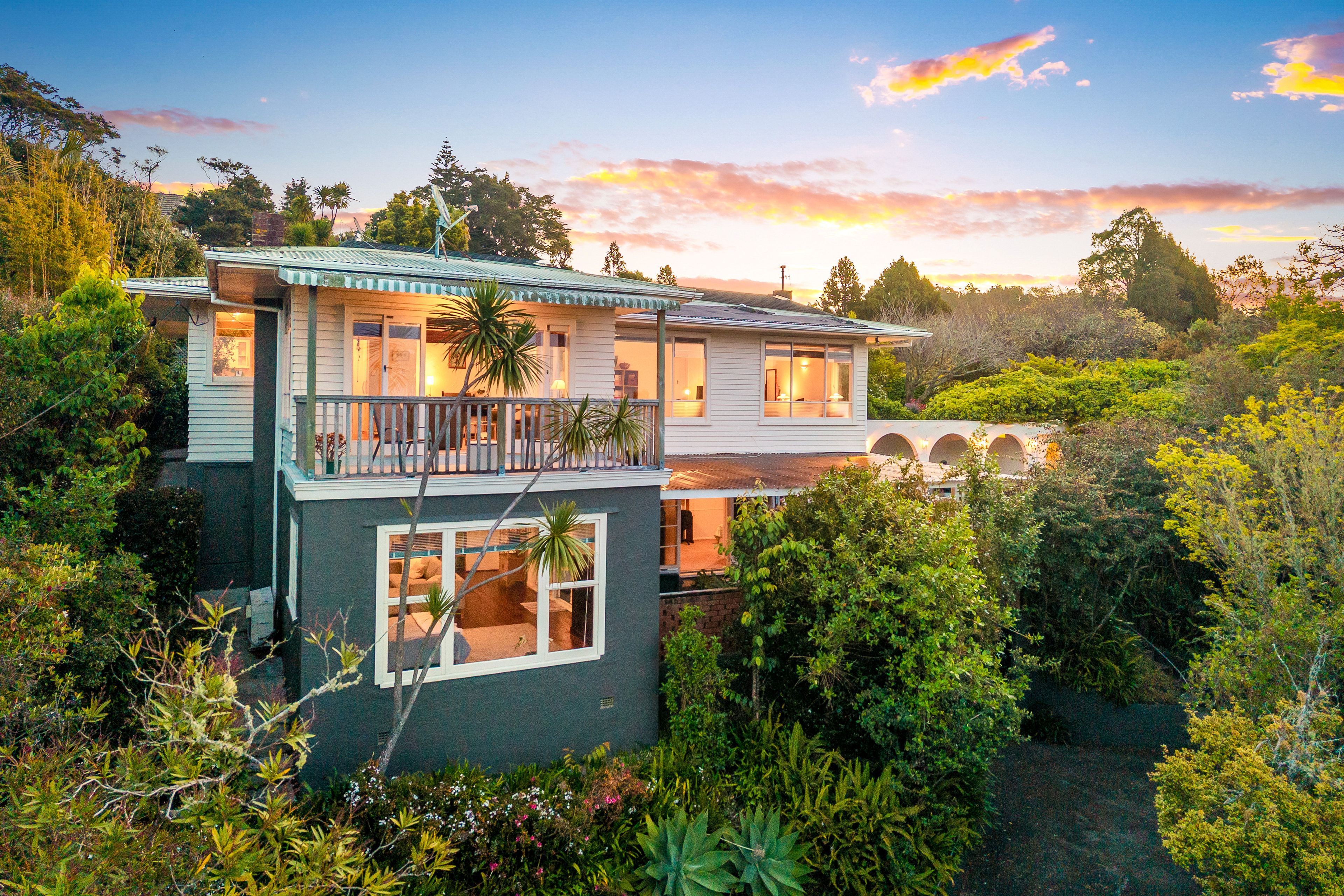 108 Takahe Road, Titirangi, Waitakere City