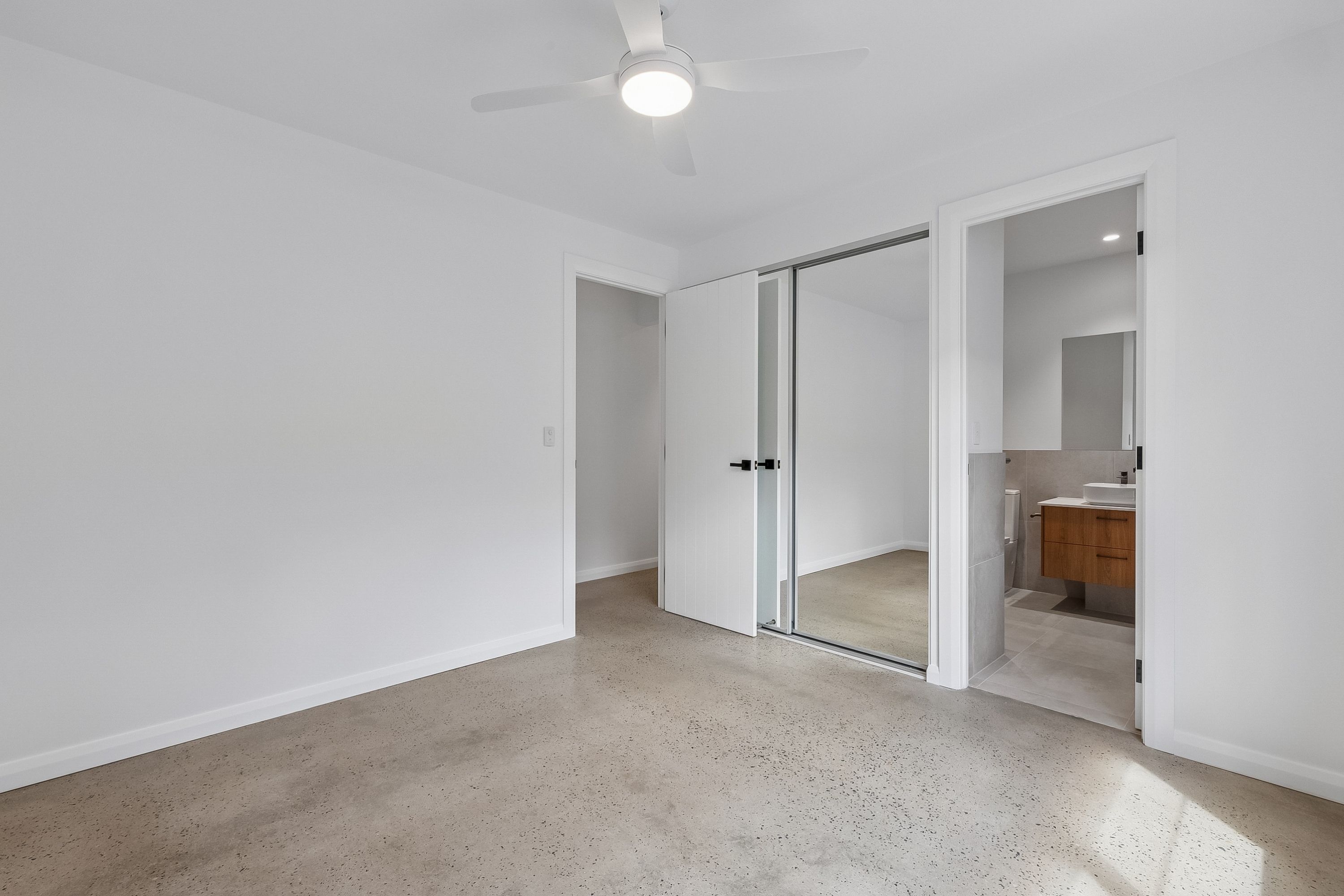15 Toovis Avenue — photo 5 of 10