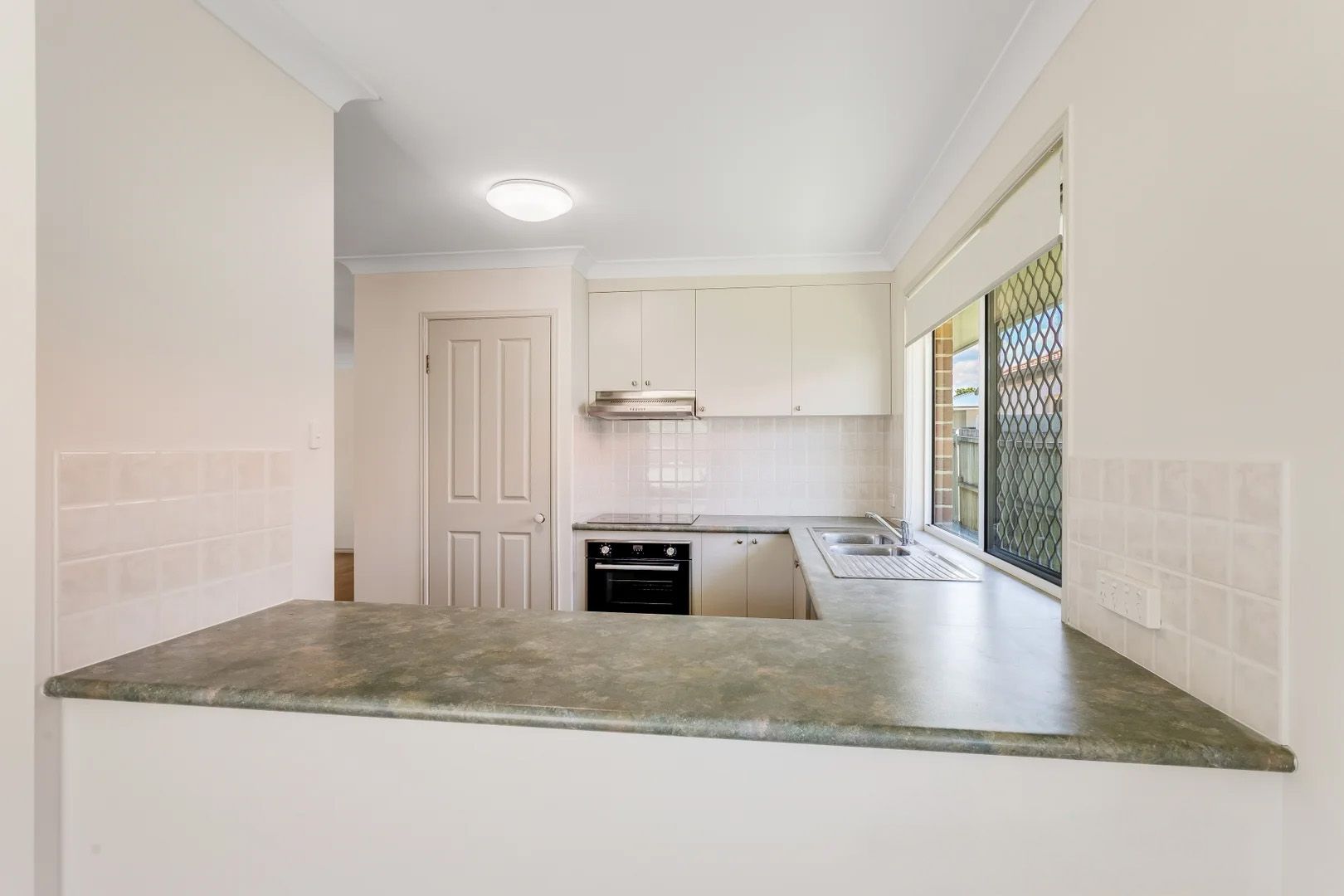 21 Wahl Street — photo 7 of 21