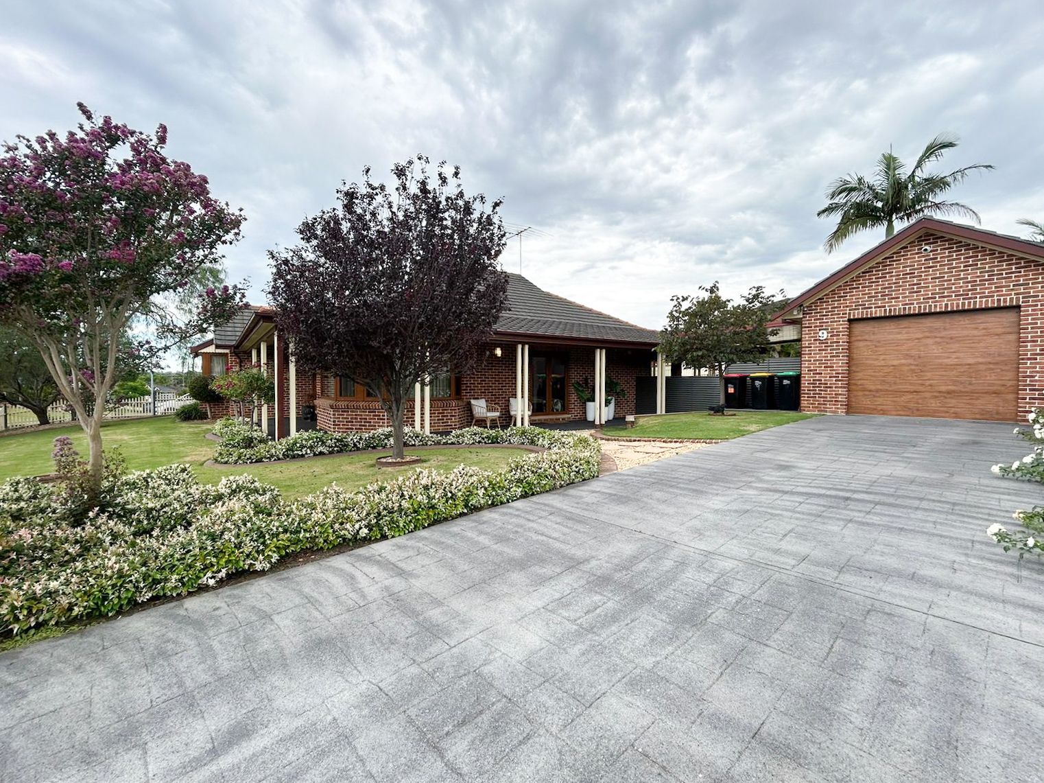 9 Dunna Place, Glenmore Park, NSW 2745