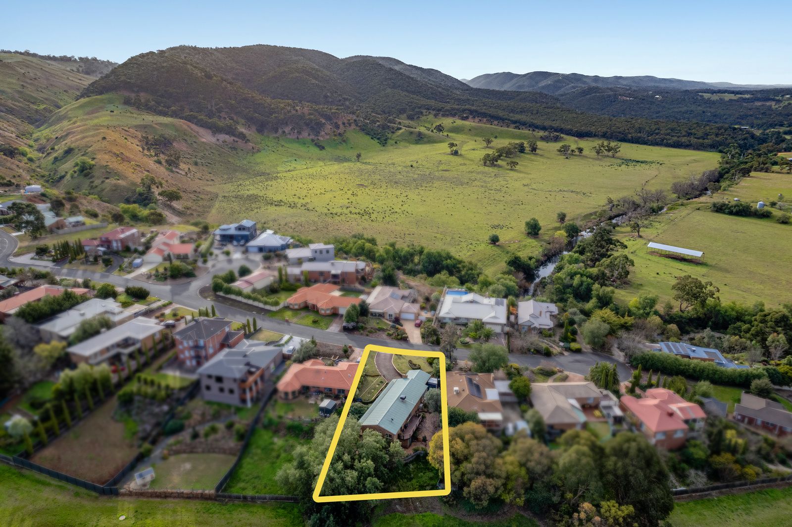 11 Augusta Place, Darley, VIC 3340 Sold House Ray White Bacchus Marsh