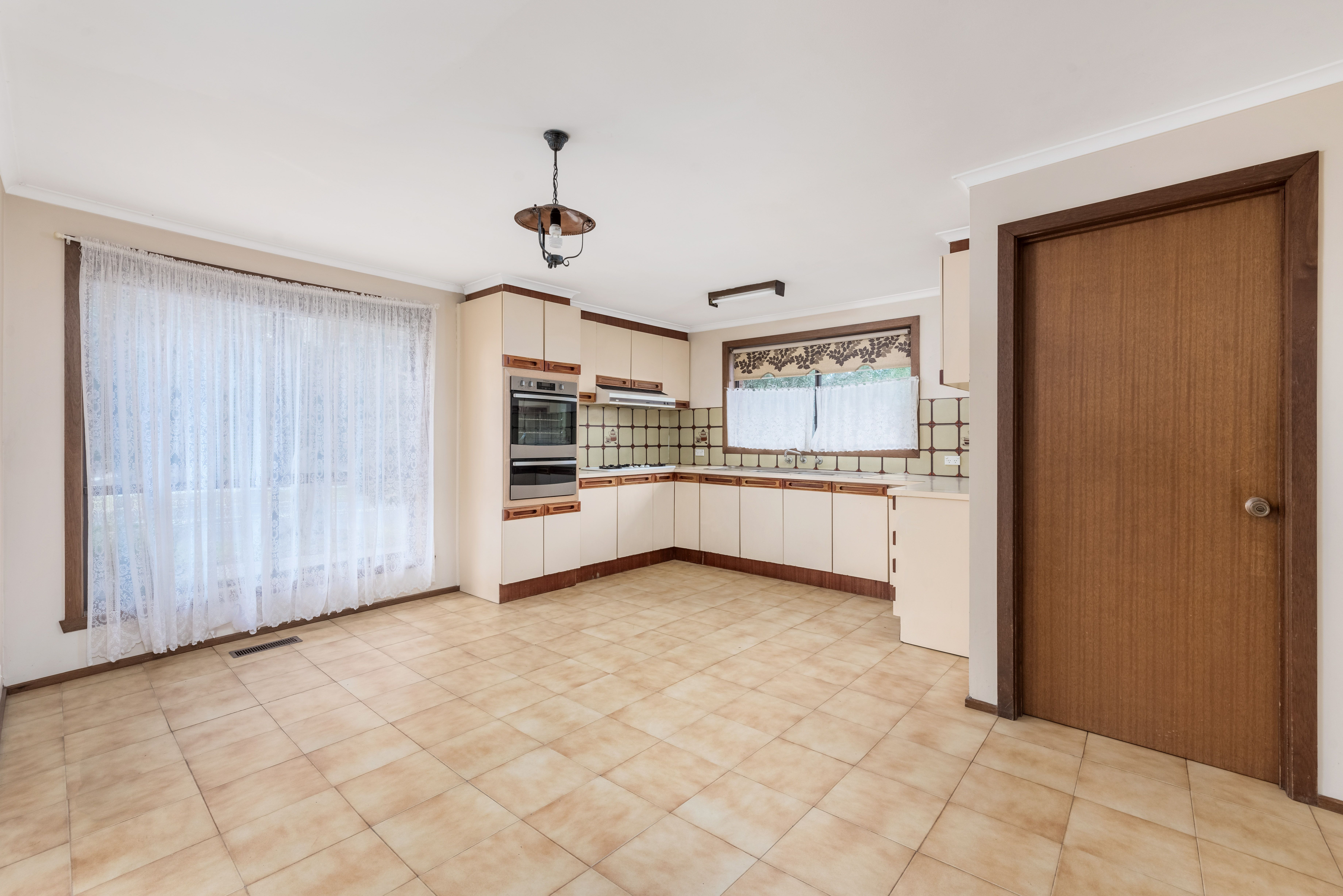 1/1 Mill Park Drive, Mill Park, VIC 3082